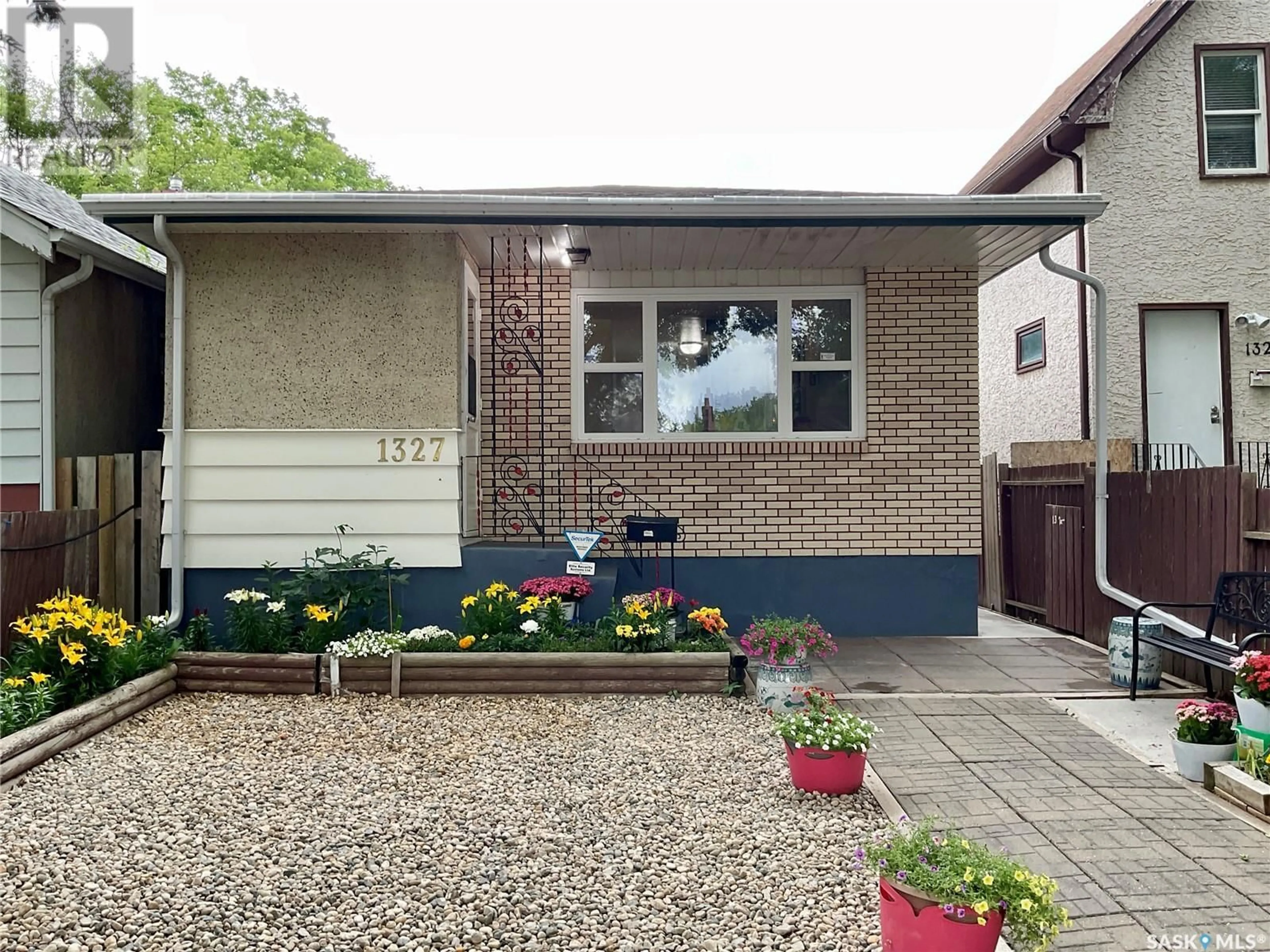 Unknown for 1327 ATHOL STREET, Regina Saskatchewan S4T3C6