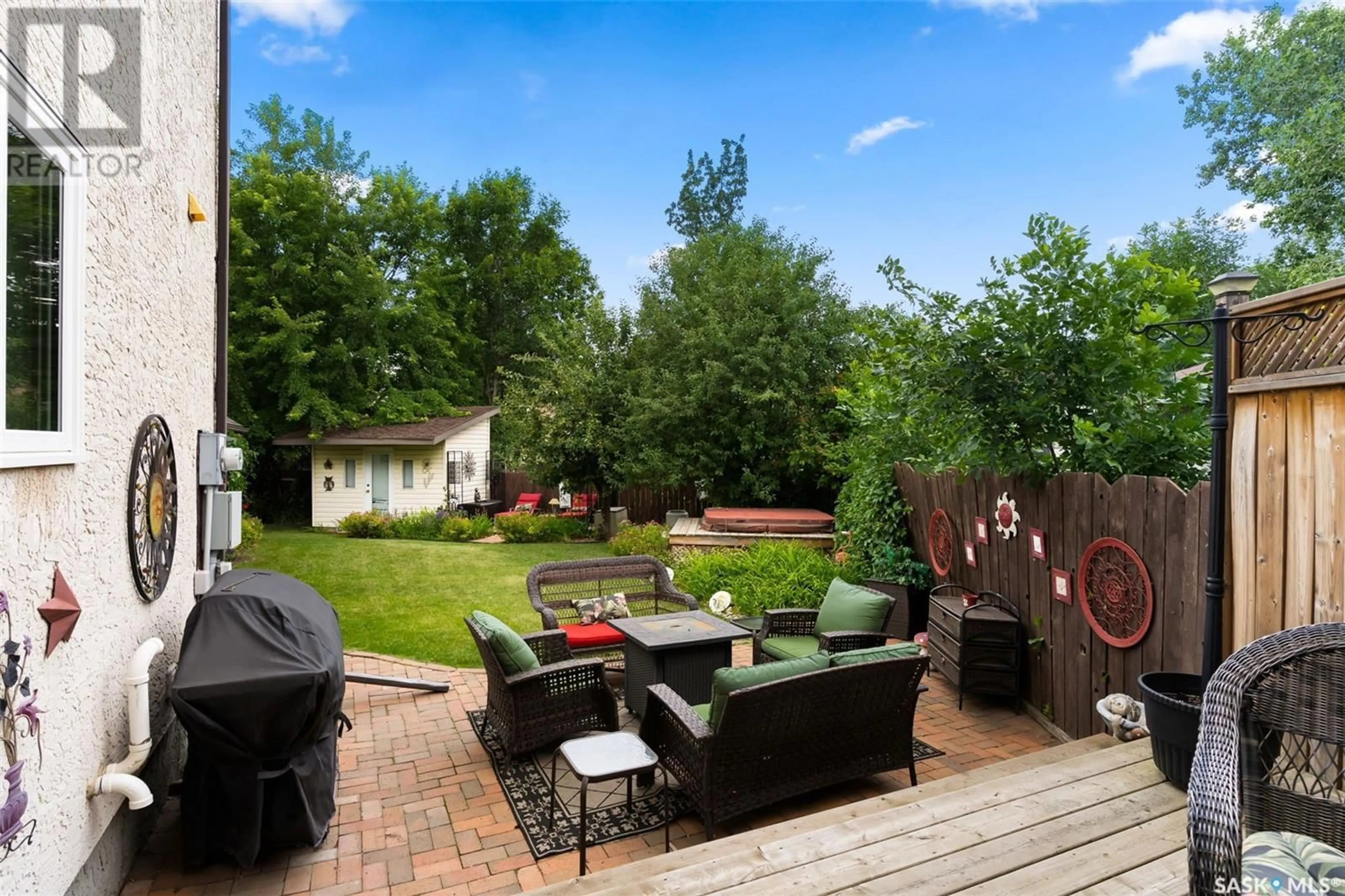 Patio, unknown for 455 BLACK DRIVE, Regina Saskatchewan S4X2W1