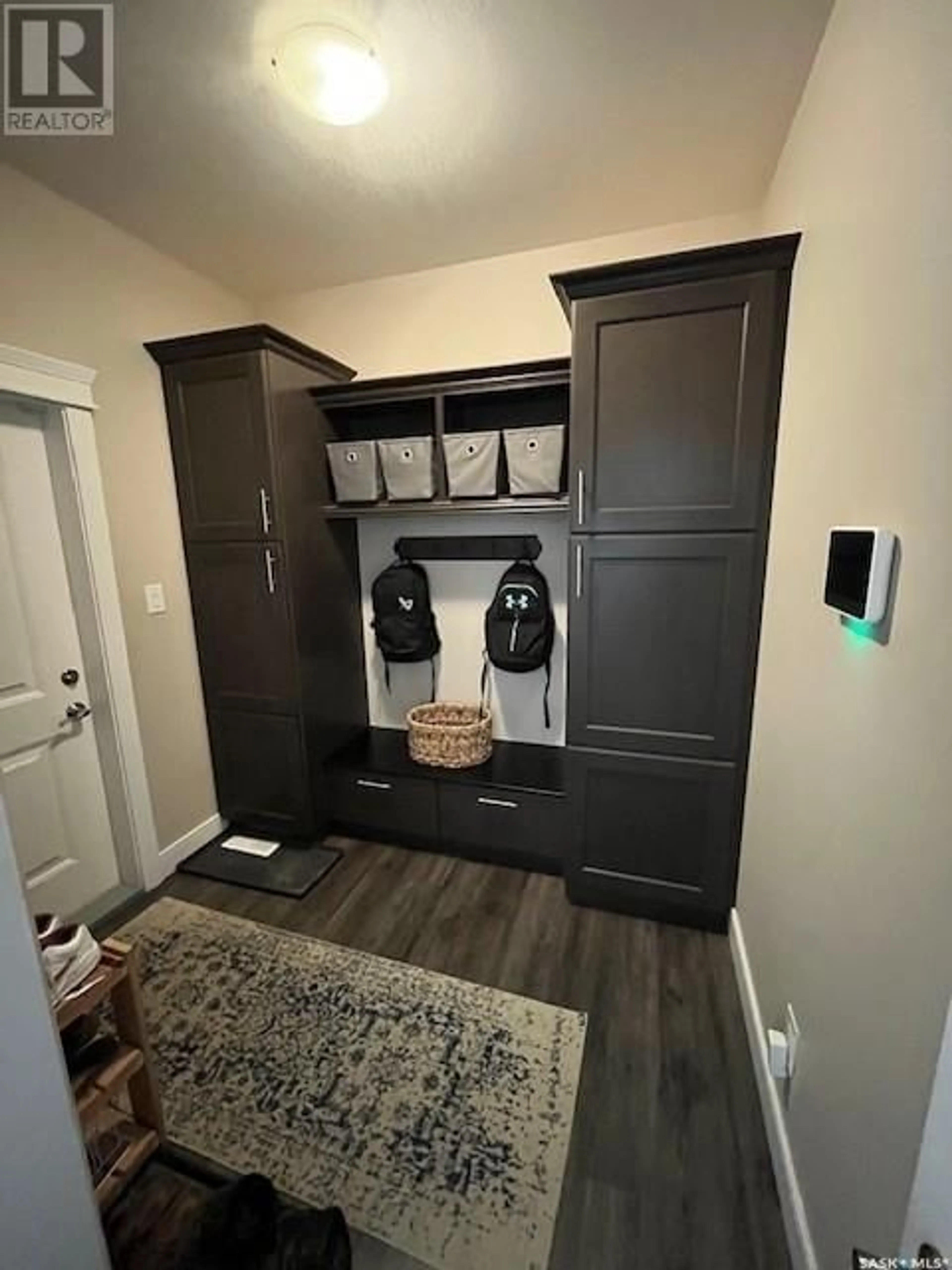 Indoor entryway for 28 SMILEY DRIVE, Prince Albert Saskatchewan S6X0B3