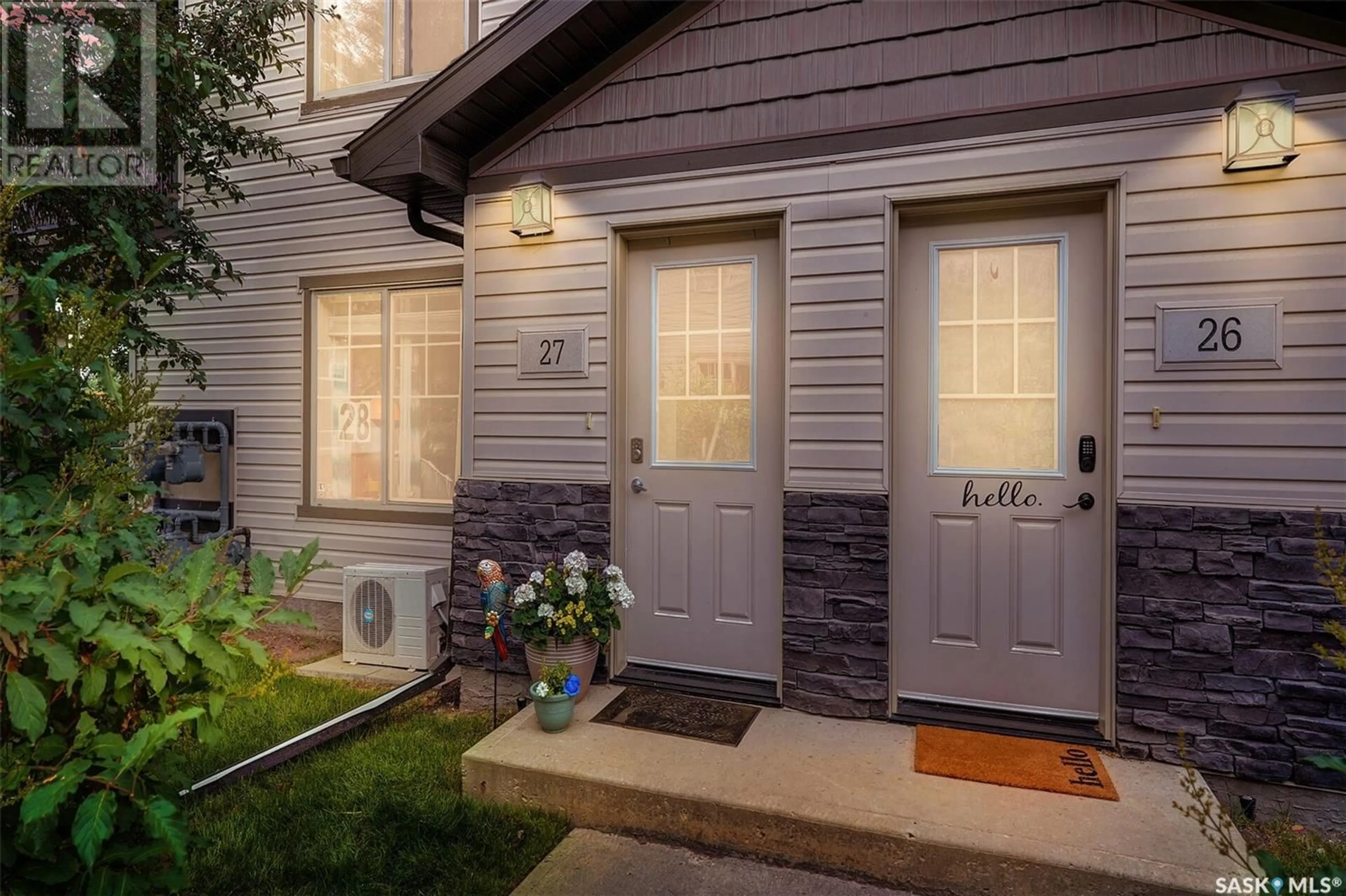 Indoor entryway for 27 - 5545 BLAKE CRESCENT, Regina Saskatchewan S4X0J1