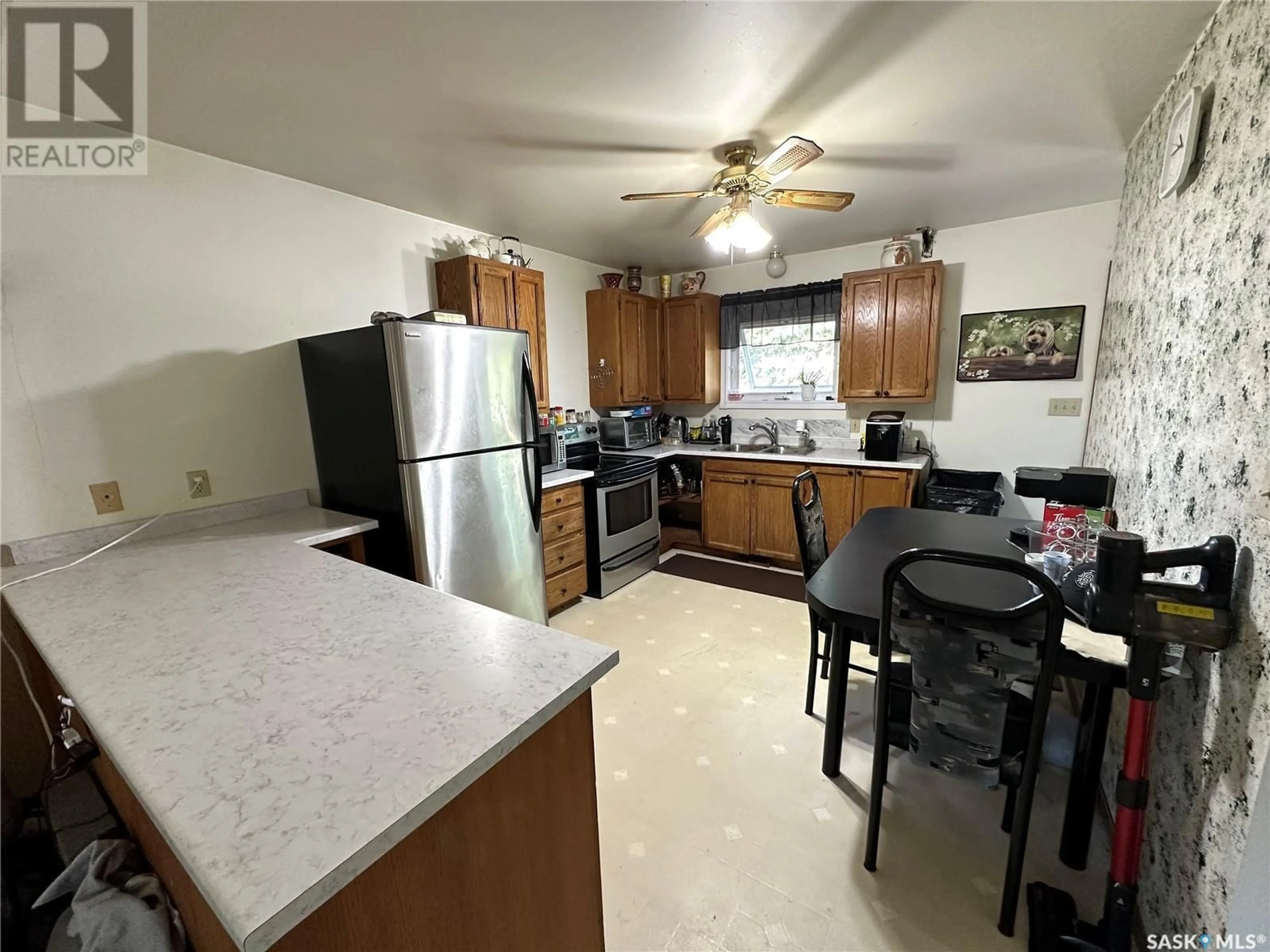 Standard kitchen, unknown for 739 PRINCESS STREET, Regina Saskatchewan S4T3X8