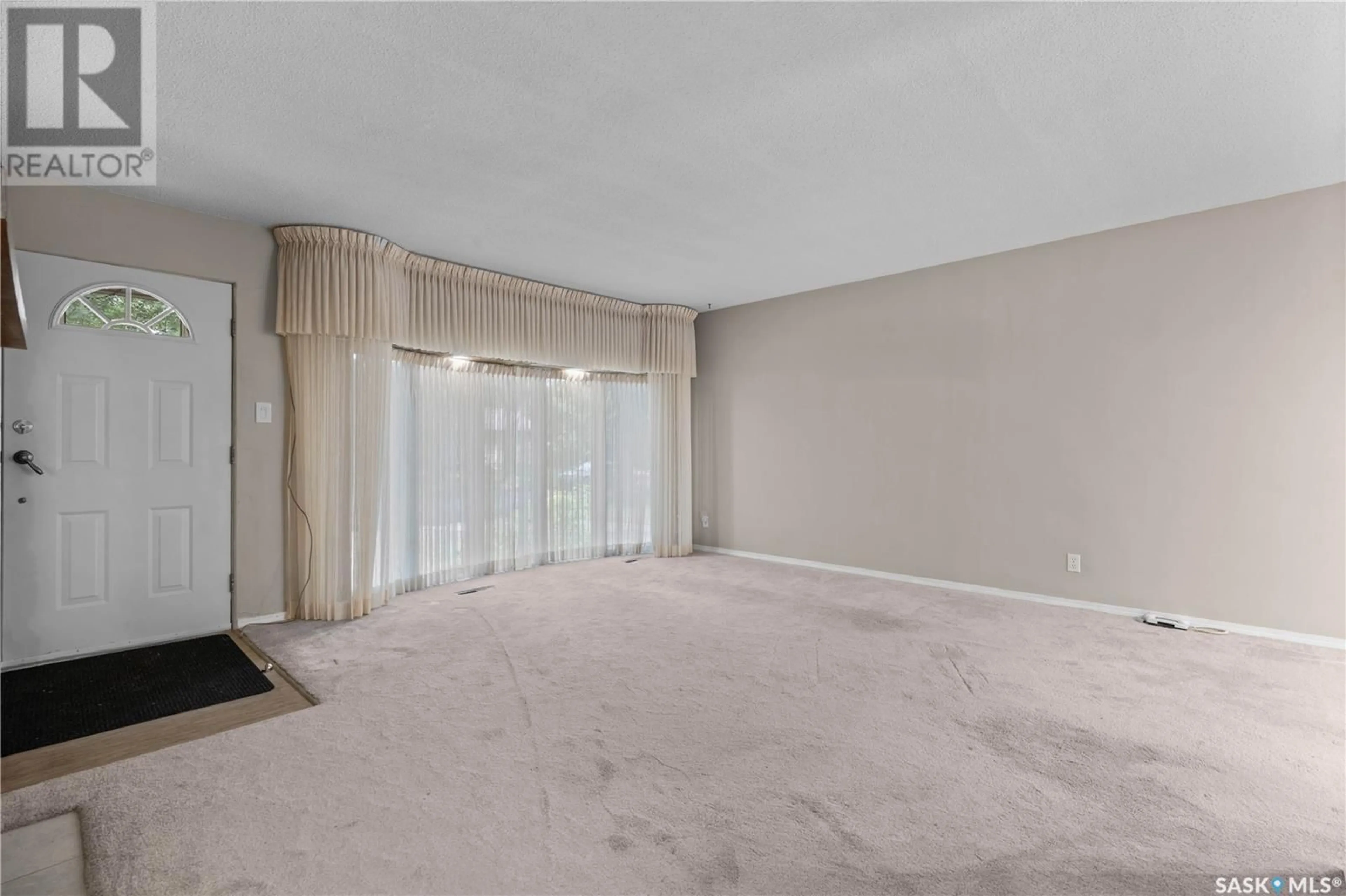 A pic of a room for 17 FALCON BAY, Regina Saskatchewan S4S4L7