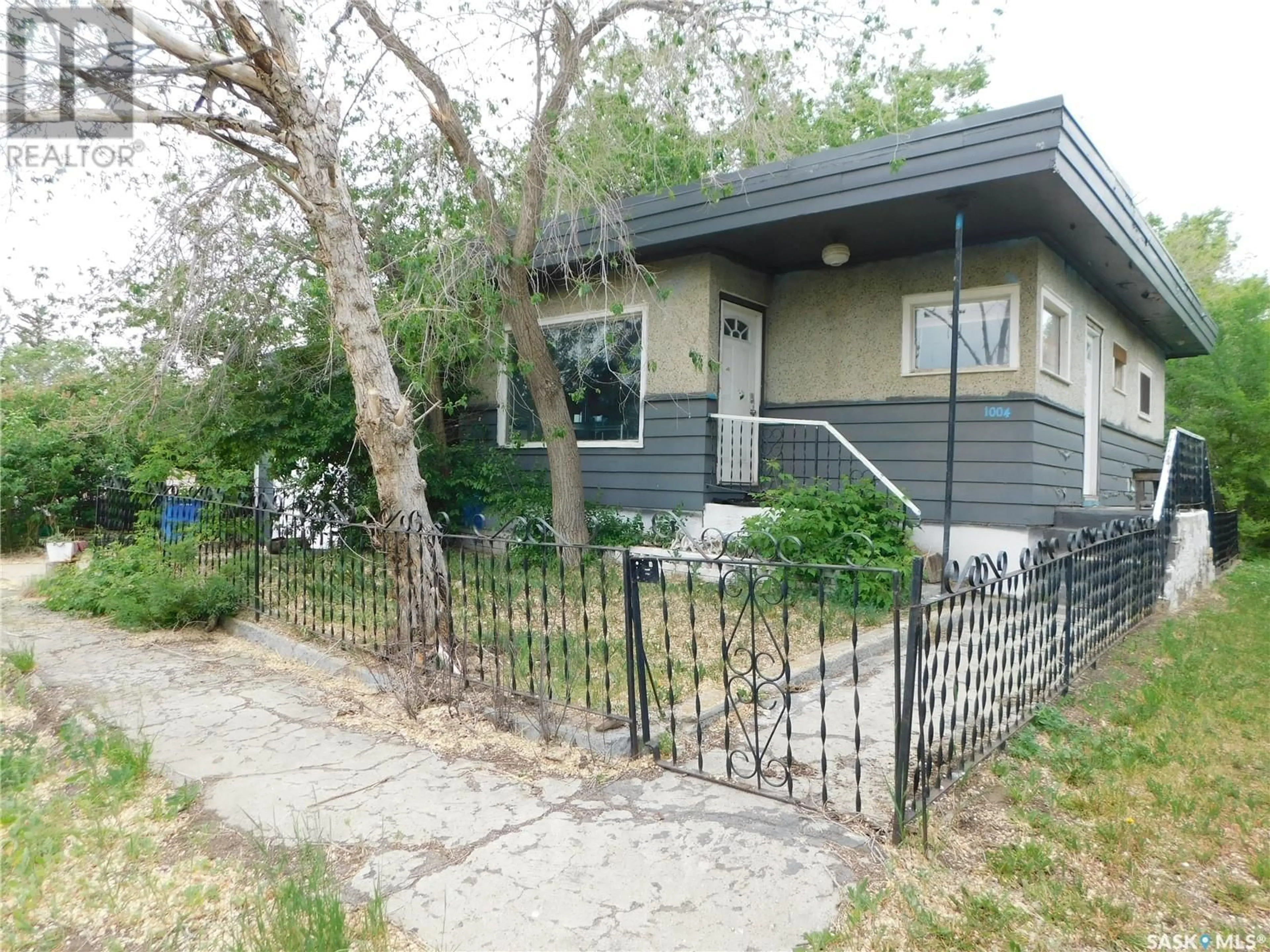 Unknown for 1011 2ND STREET, Rockglen Saskatchewan S0H3R1