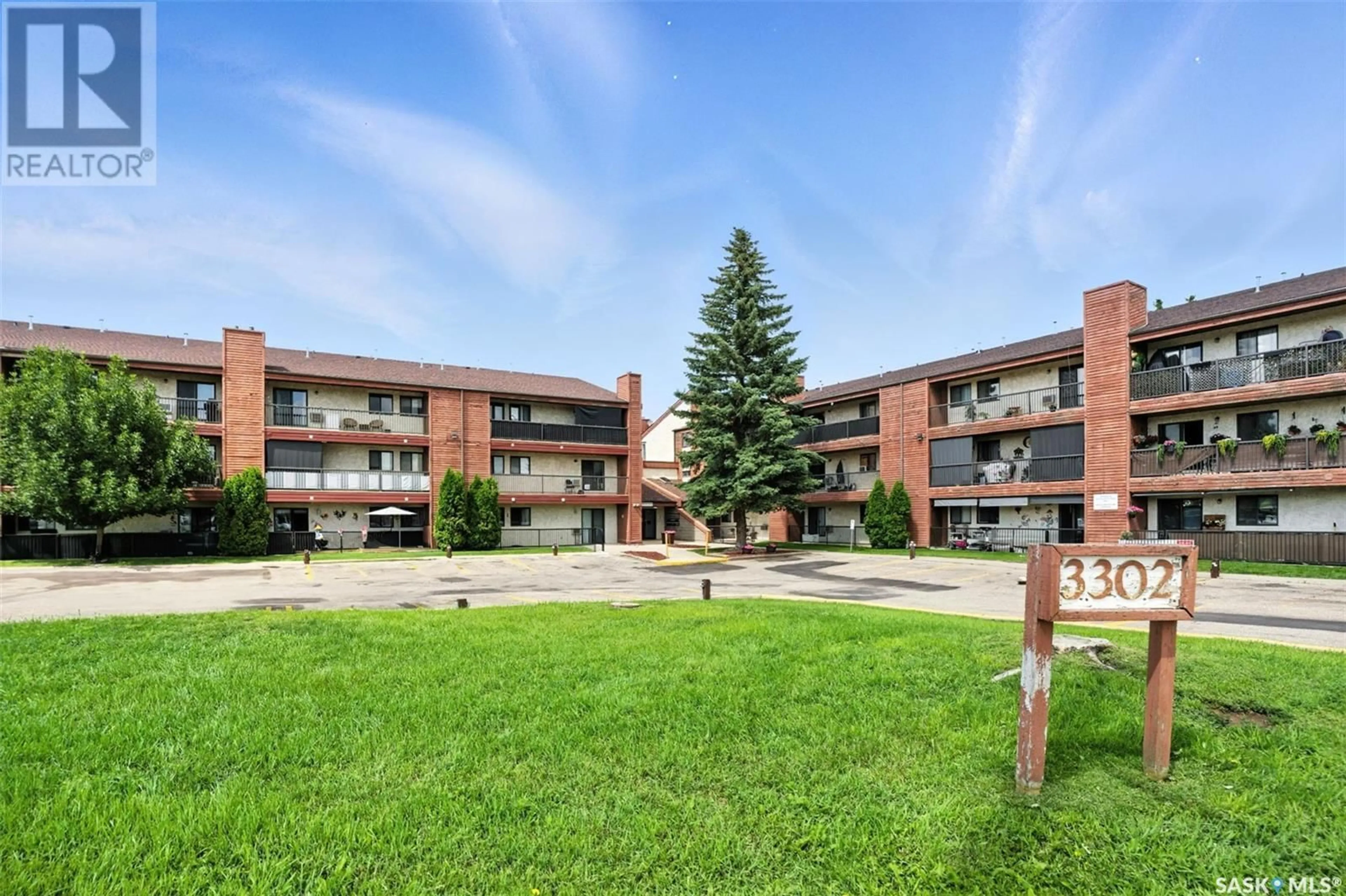 Patio, mountain view for 103 - 3302 33RD STREET, Saskatoon Saskatchewan S7L6S5