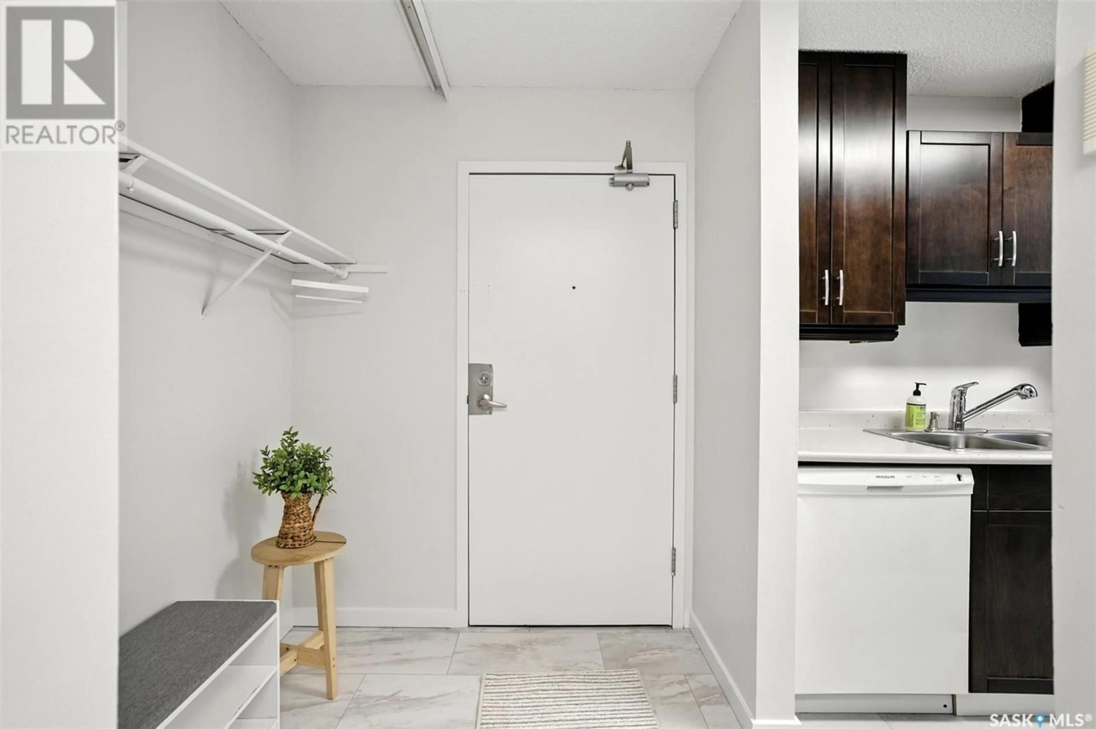 Laundry room for 103 - 3302 33RD STREET, Saskatoon Saskatchewan S7L6S5