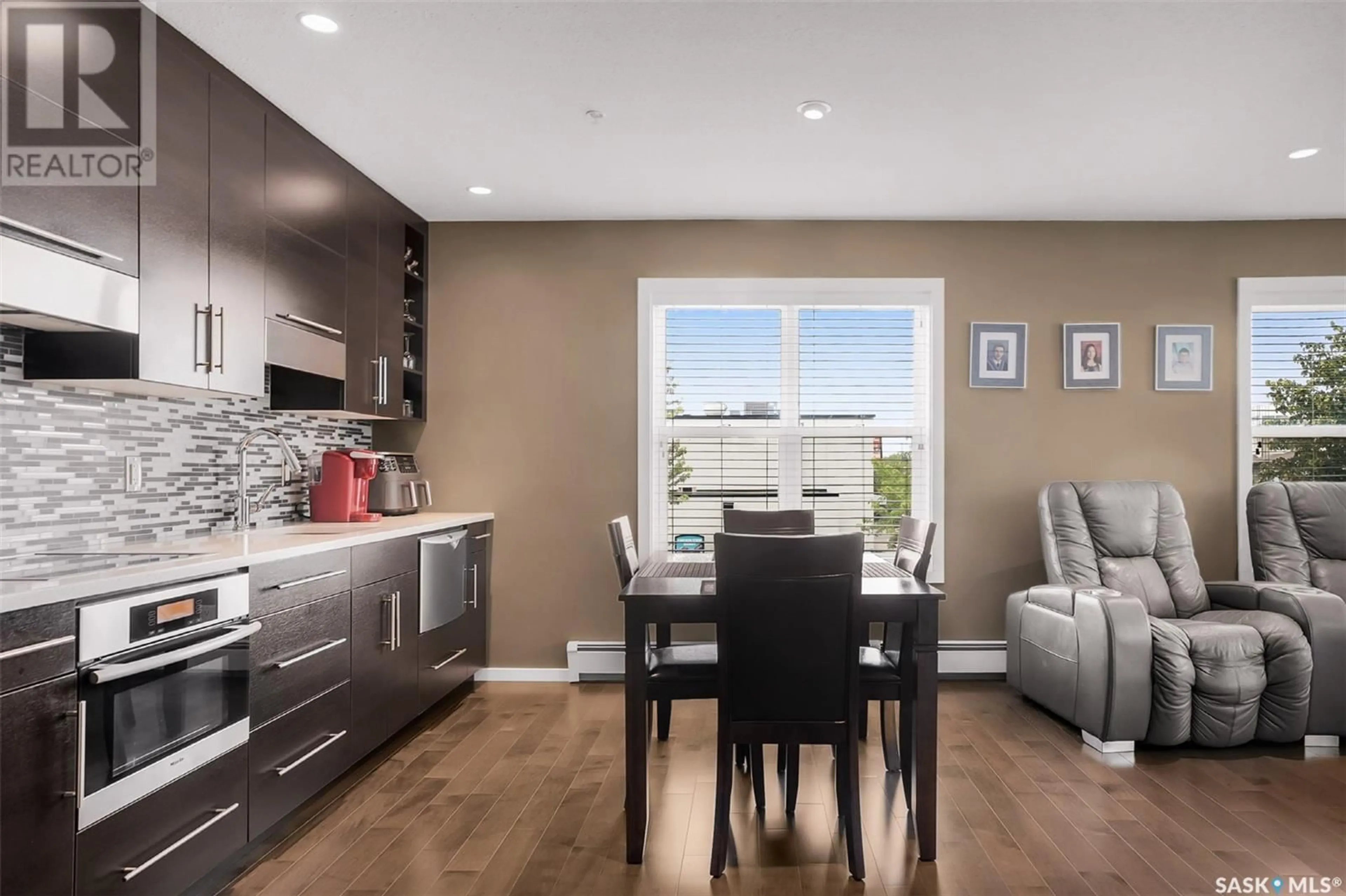 Open concept kitchen, unknown for 230 - 218 SLIMMON ROAD, Saskatoon Saskatchewan S7V0B3