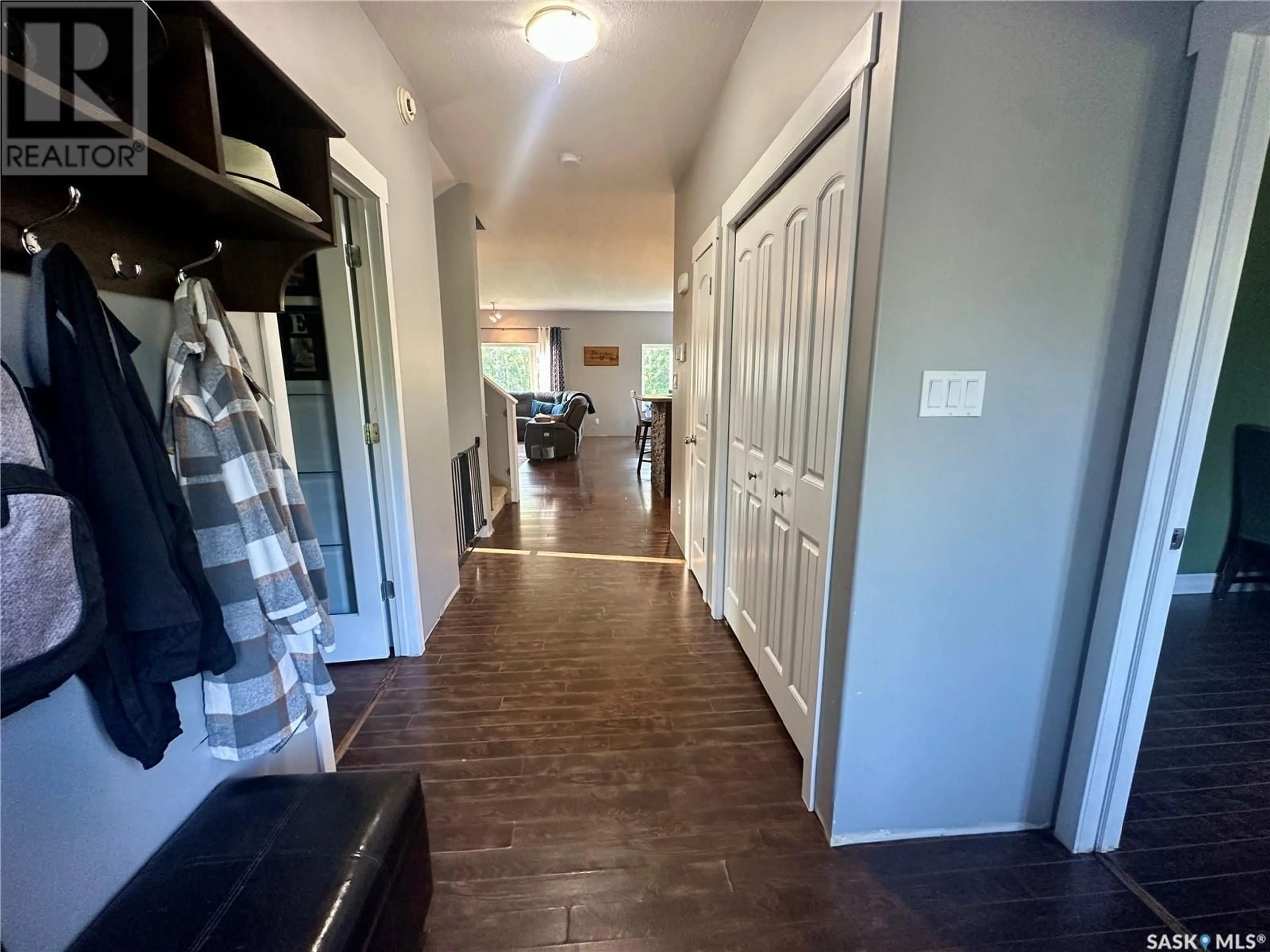 Indoor entryway for 205 ROBERTS AVENUE, Canora Saskatchewan S0A0L0
