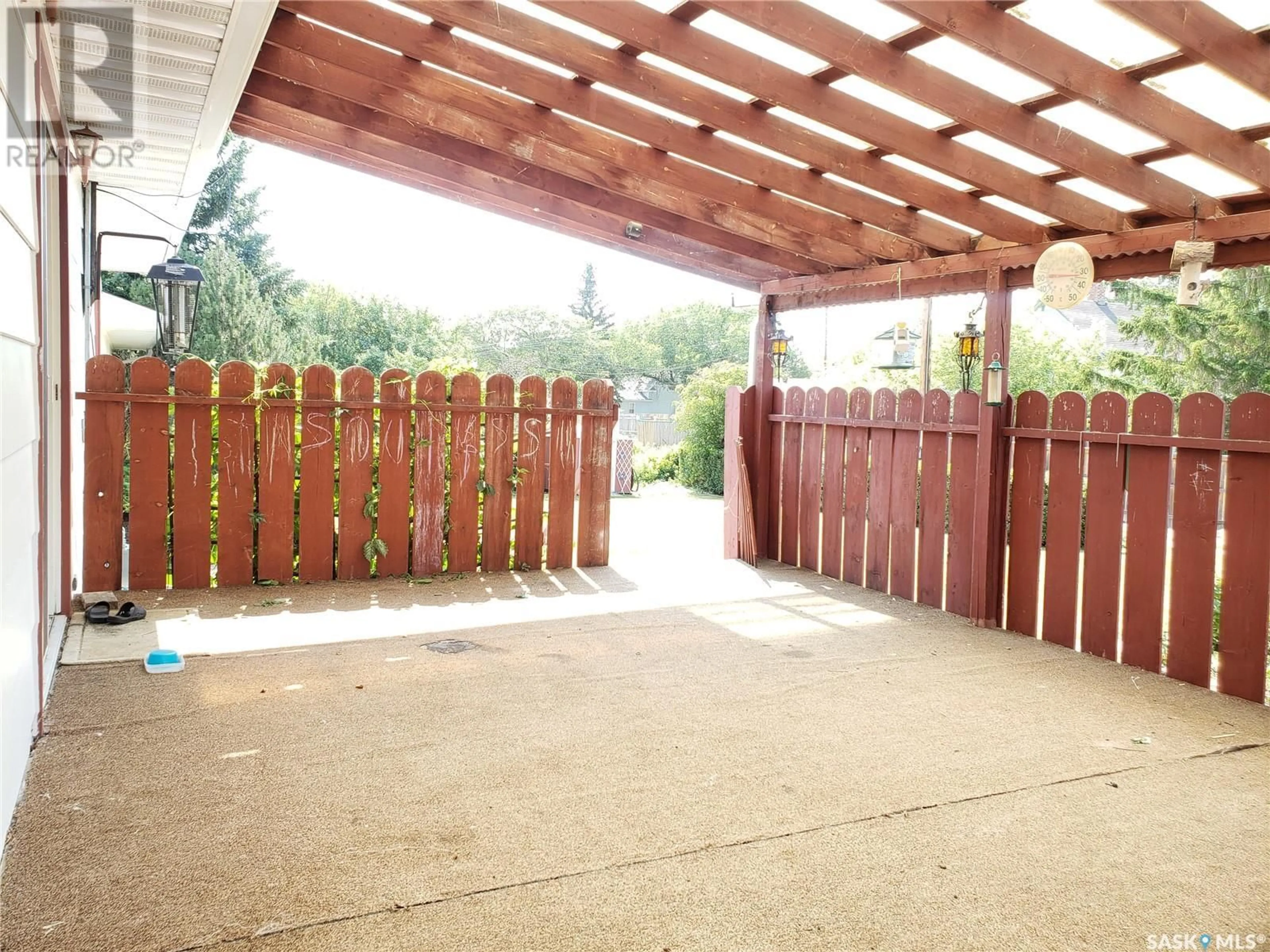 Patio, street for 205 2ND STREET, Wilkie Saskatchewan S0K4W0