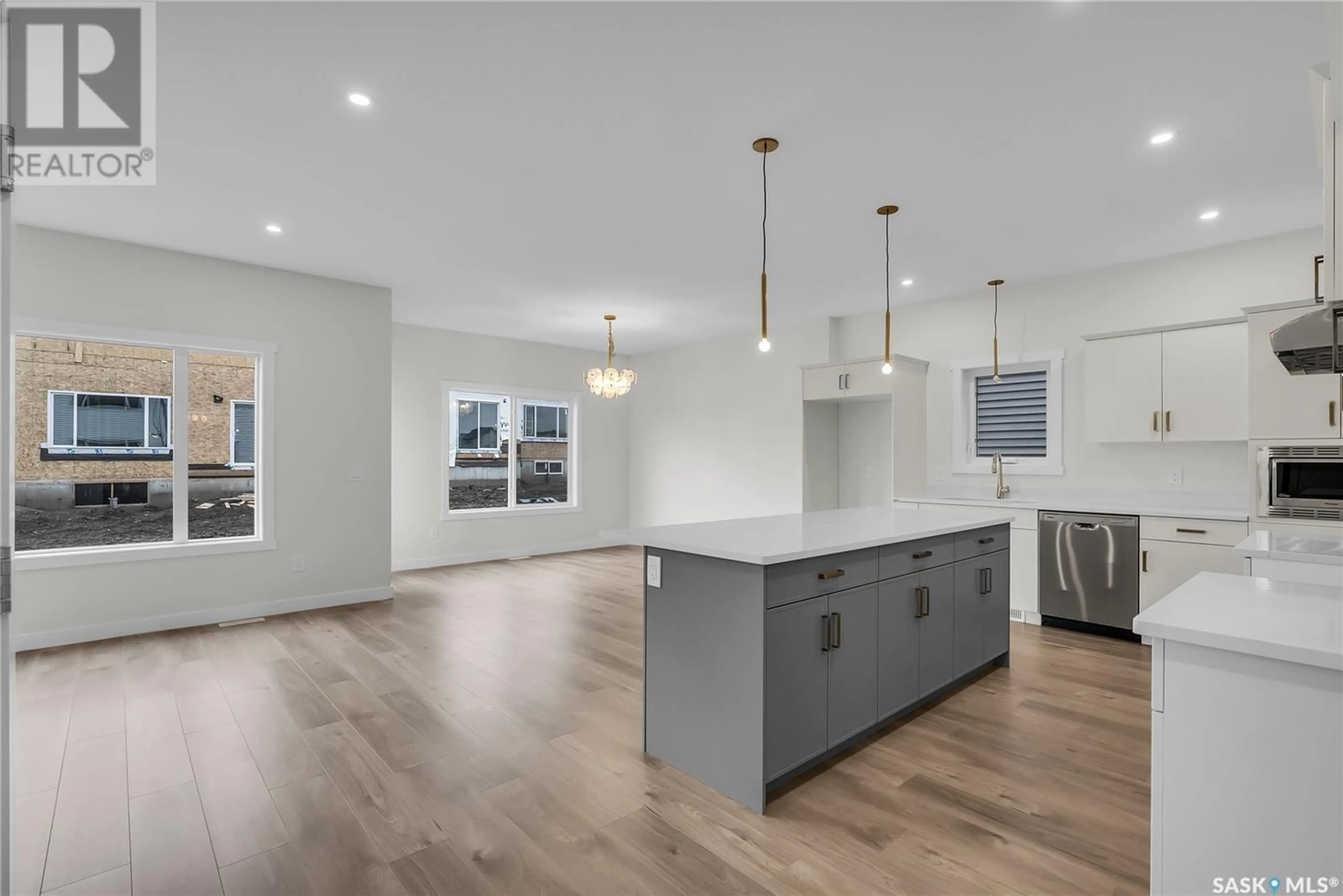 Open concept kitchen, unknown for 303 ASOKAN STREET, Saskatoon Saskatchewan S7V1S4