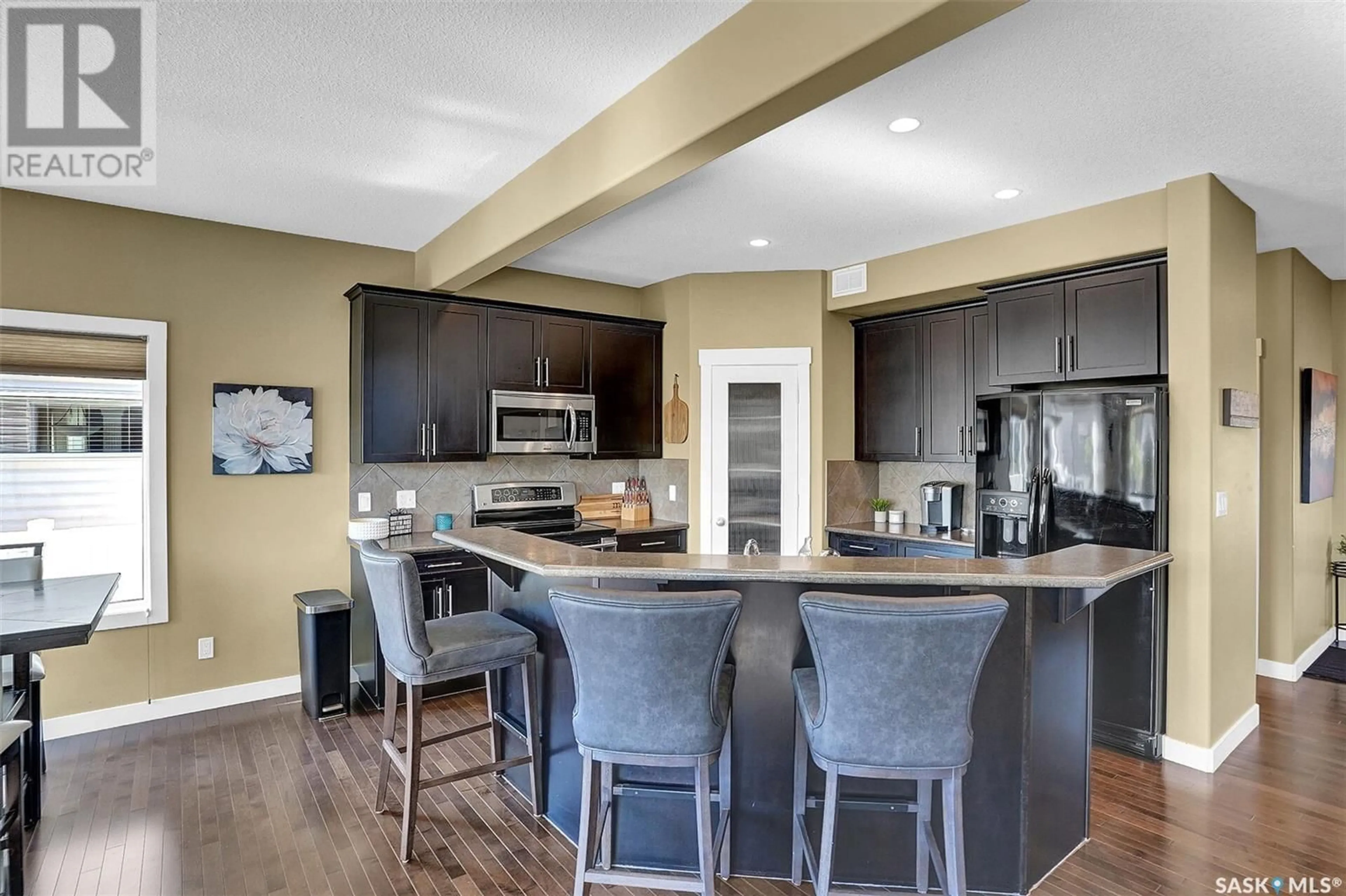 Open concept kitchen, unknown for 3504 GREEN BANK ROAD, Regina Saskatchewan S4V1M3