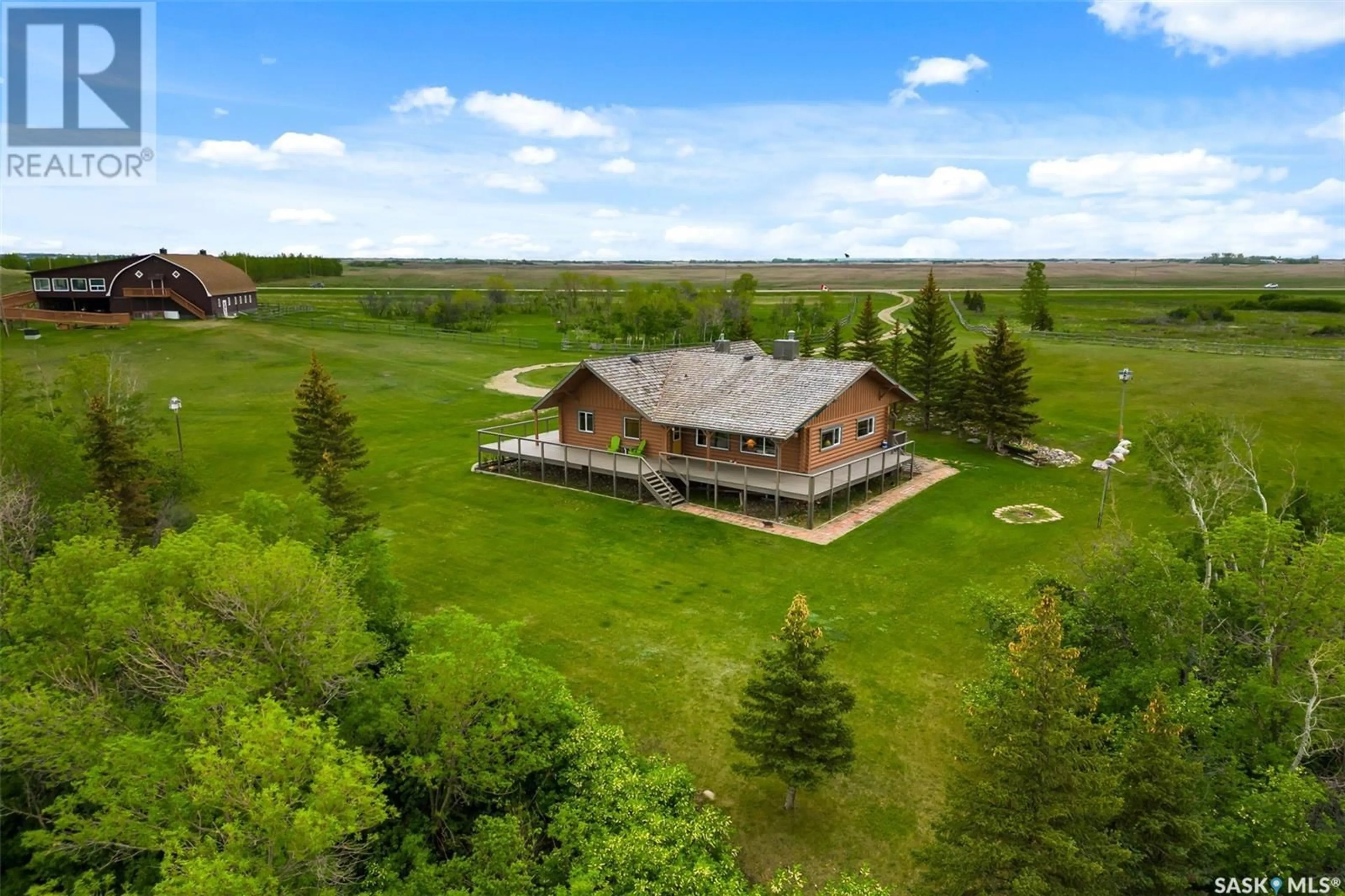 A pic from outside/outdoor area/front of a property/back of a property/a pic from drone, building for Last Mountain Lake - BIG BROWN BARN, Longlaketon Rm No. 219 Saskatchewan S0G0W0