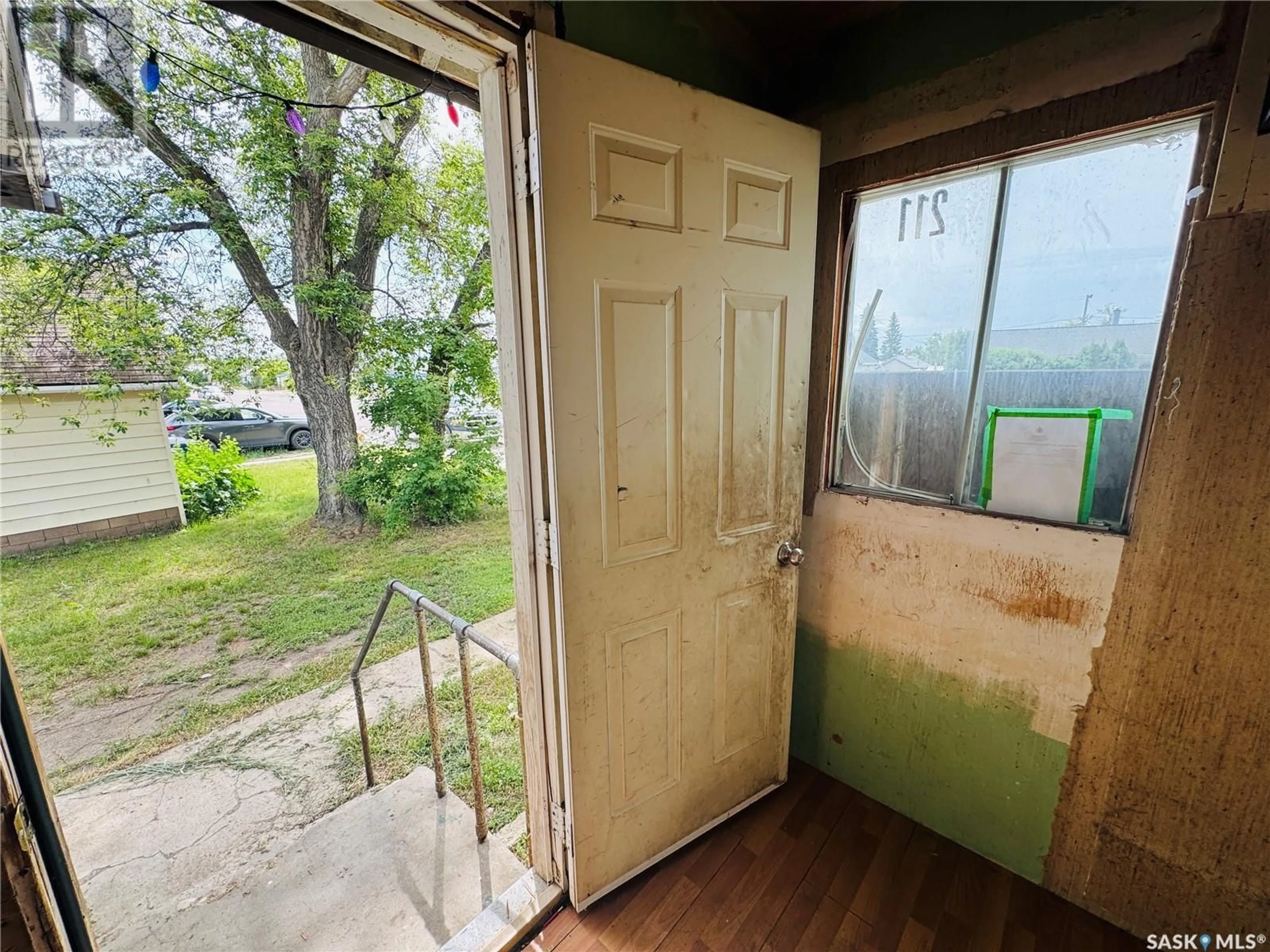 A pic of a room for 211 4TH AVENUE, Biggar Saskatchewan S0K0M0