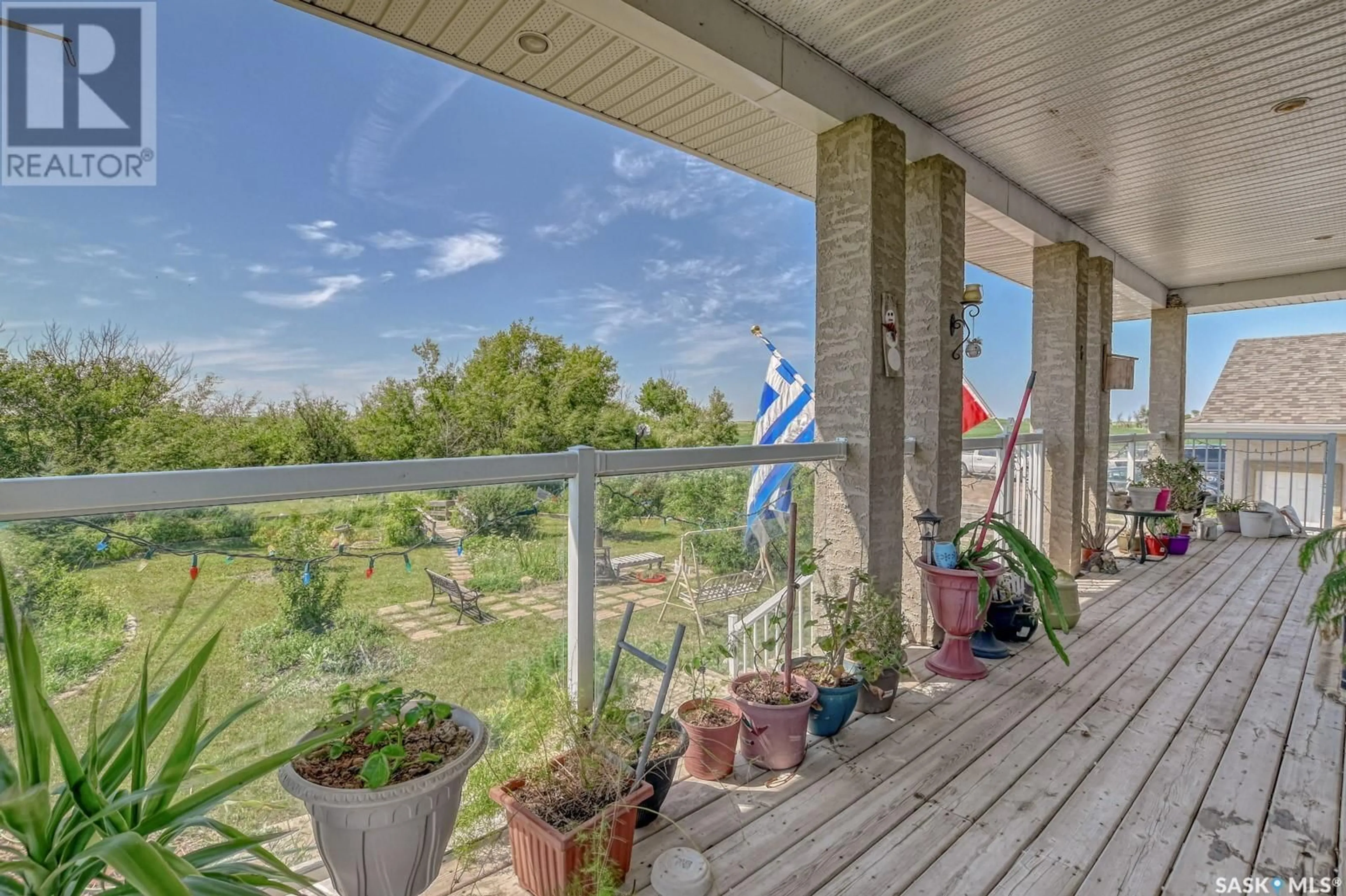 Balcony in the apartment, water/lake/river/ocean view for COUNIOS ACREAGE, Lumsden Rm No. 189 Saskatchewan S0G3C0