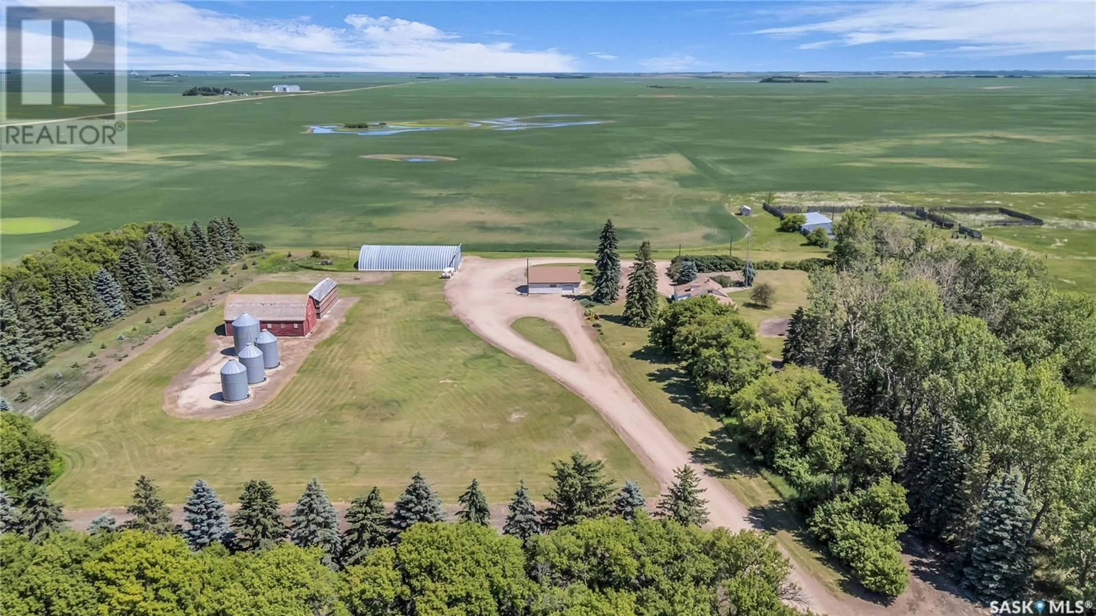 A pic from outside/outdoor area/front of a property/back of a property/a pic from drone, water/lake/river/ocean view for SAWCHUK ACREAGE, Perdue Rm No. 346 Saskatchewan S0K3C0