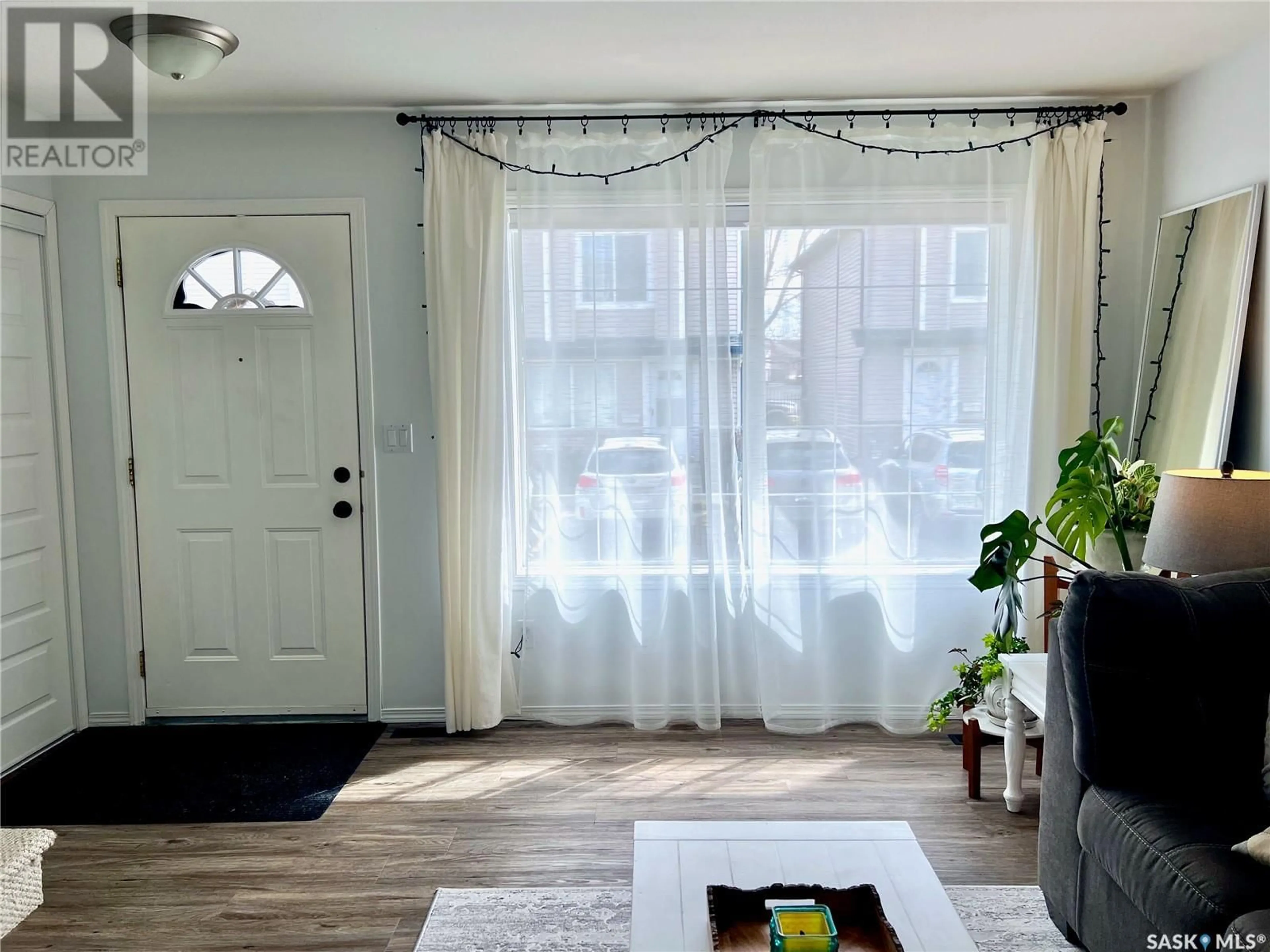 Indoor entryway for 670 - 241 KENDERDINE ROAD, Saskatoon Saskatchewan S7N4W5