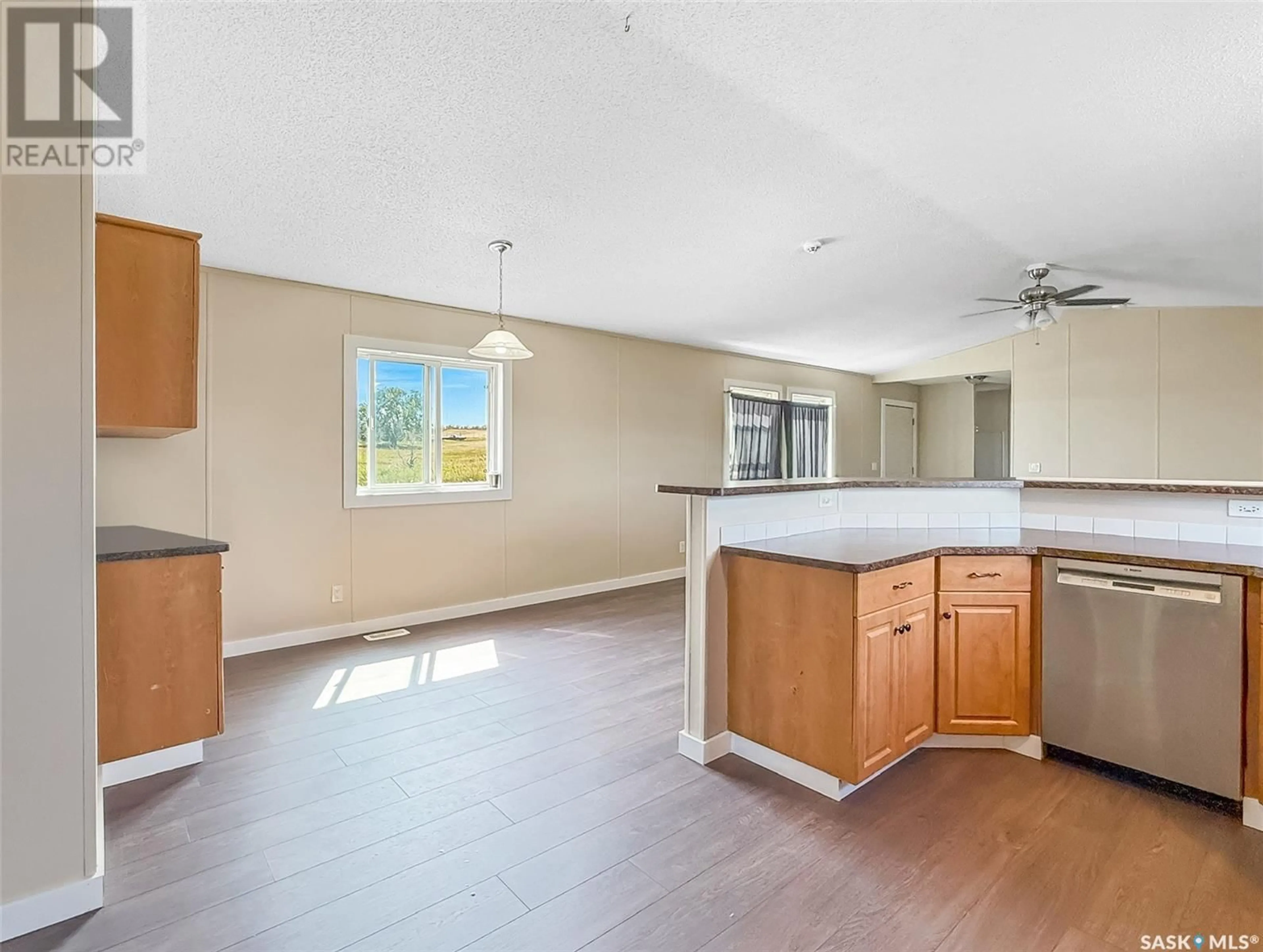 Open concept kitchen, unknown for 129 BELLA DRIVE, Swift Current Saskatchewan S9H5T6