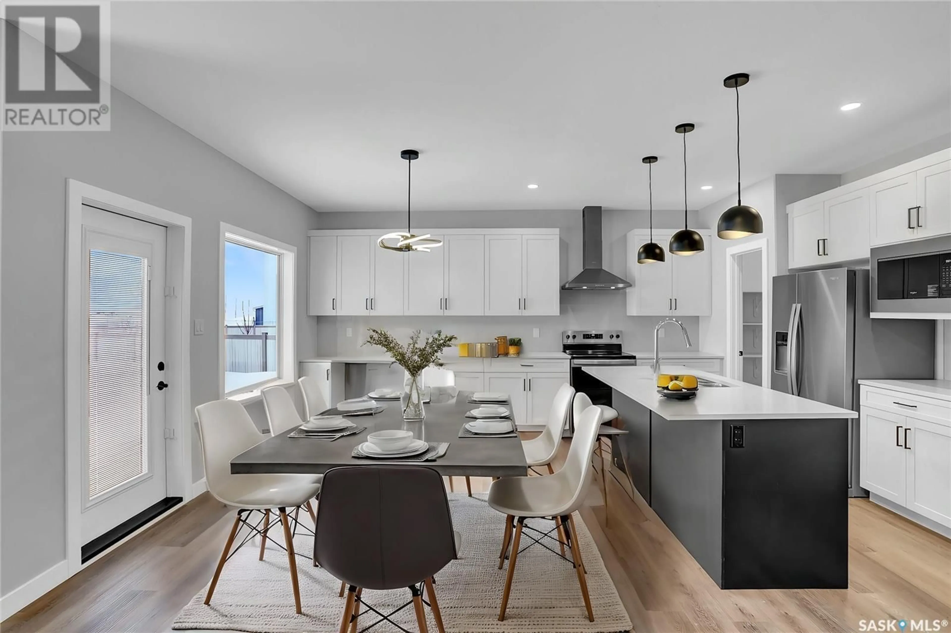 Open concept kitchen, unknown for 106 KATZ AVENUE, Saskatoon Saskatchewan S7V1S9