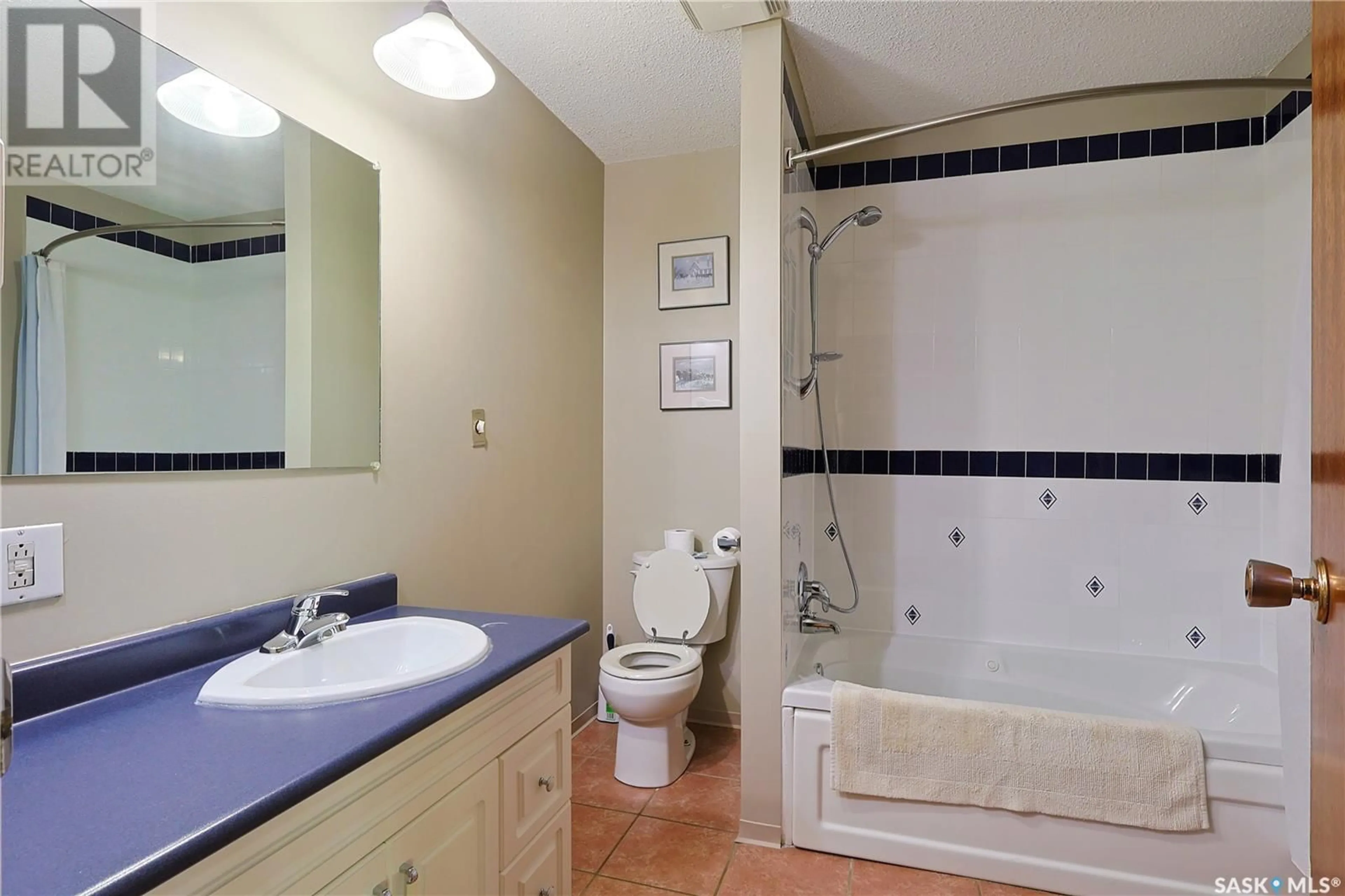 Standard bathroom, ceramic/tile floor for 28 BELLAMY AVENUE, Birch Hills Saskatchewan S0J0G0