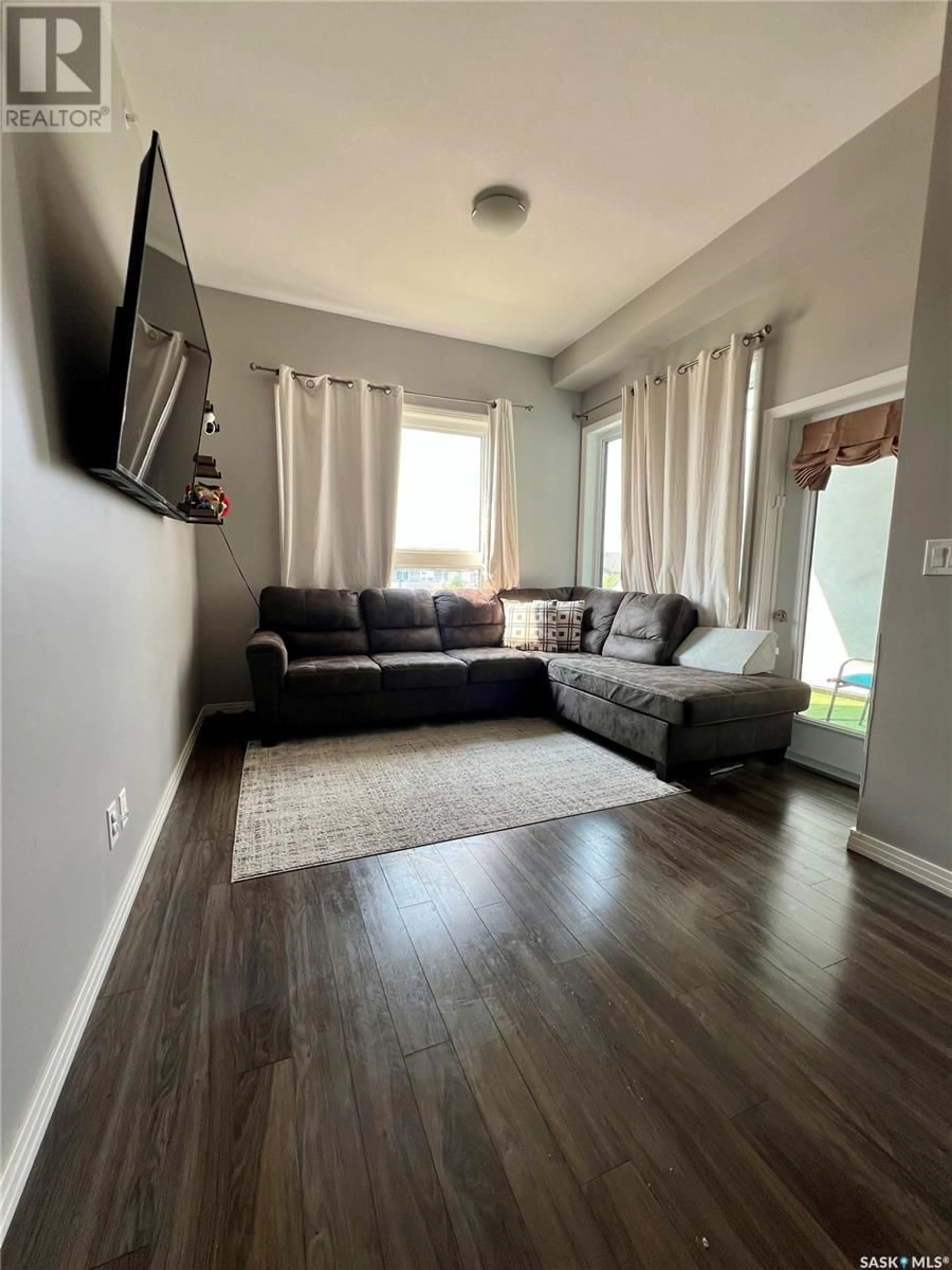Living room with furniture, unknown for 309 225 MANINGAS BEND, Saskatoon Saskatchewan S7W0P9