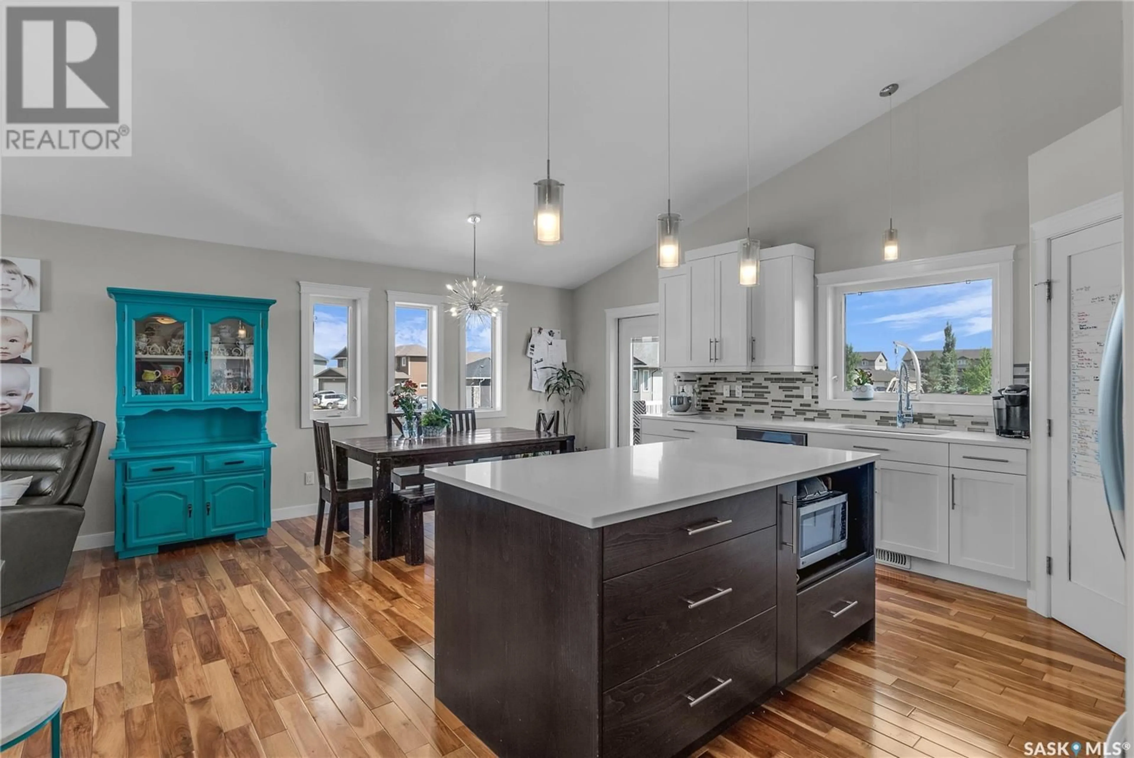 Open concept kitchen, unknown for 203 LEHRER PLACE, Saskatoon Saskatchewan S7R0L4