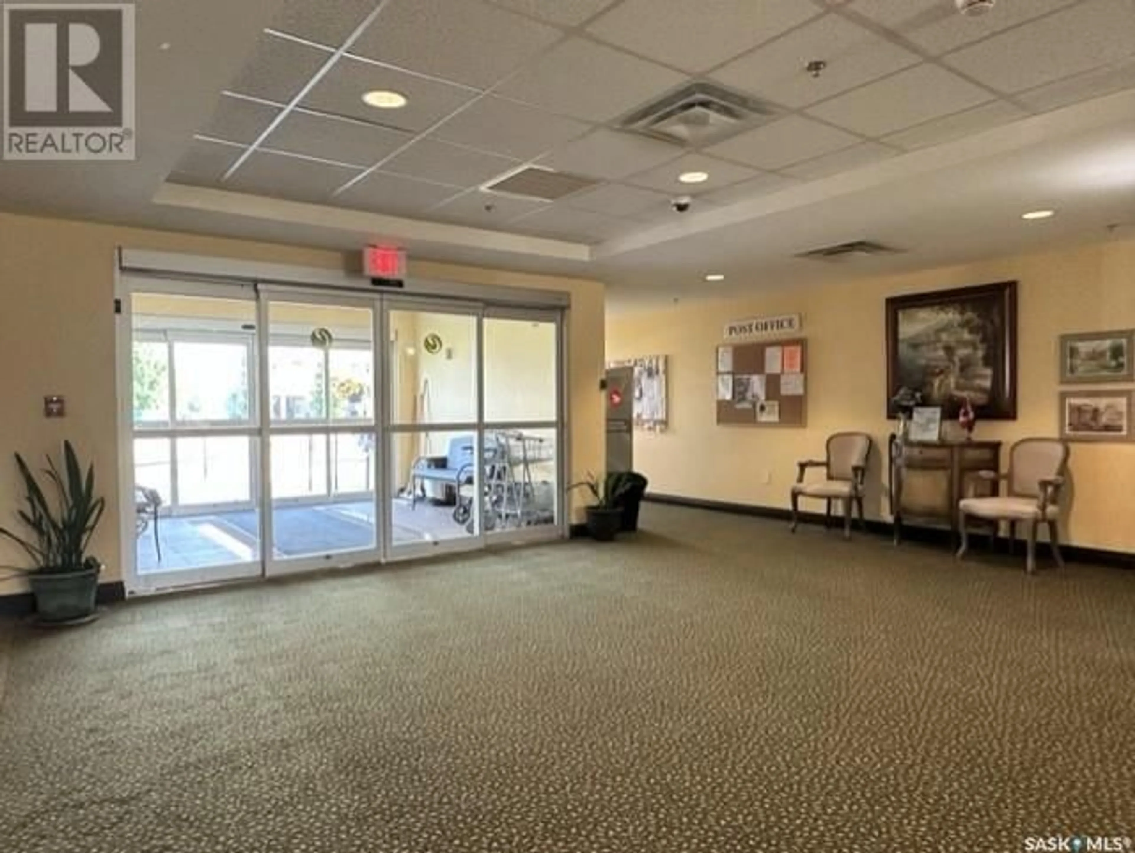 Indoor foyer for E - 407 680 7TH AVENUE, Melville Saskatchewan S0A2P1