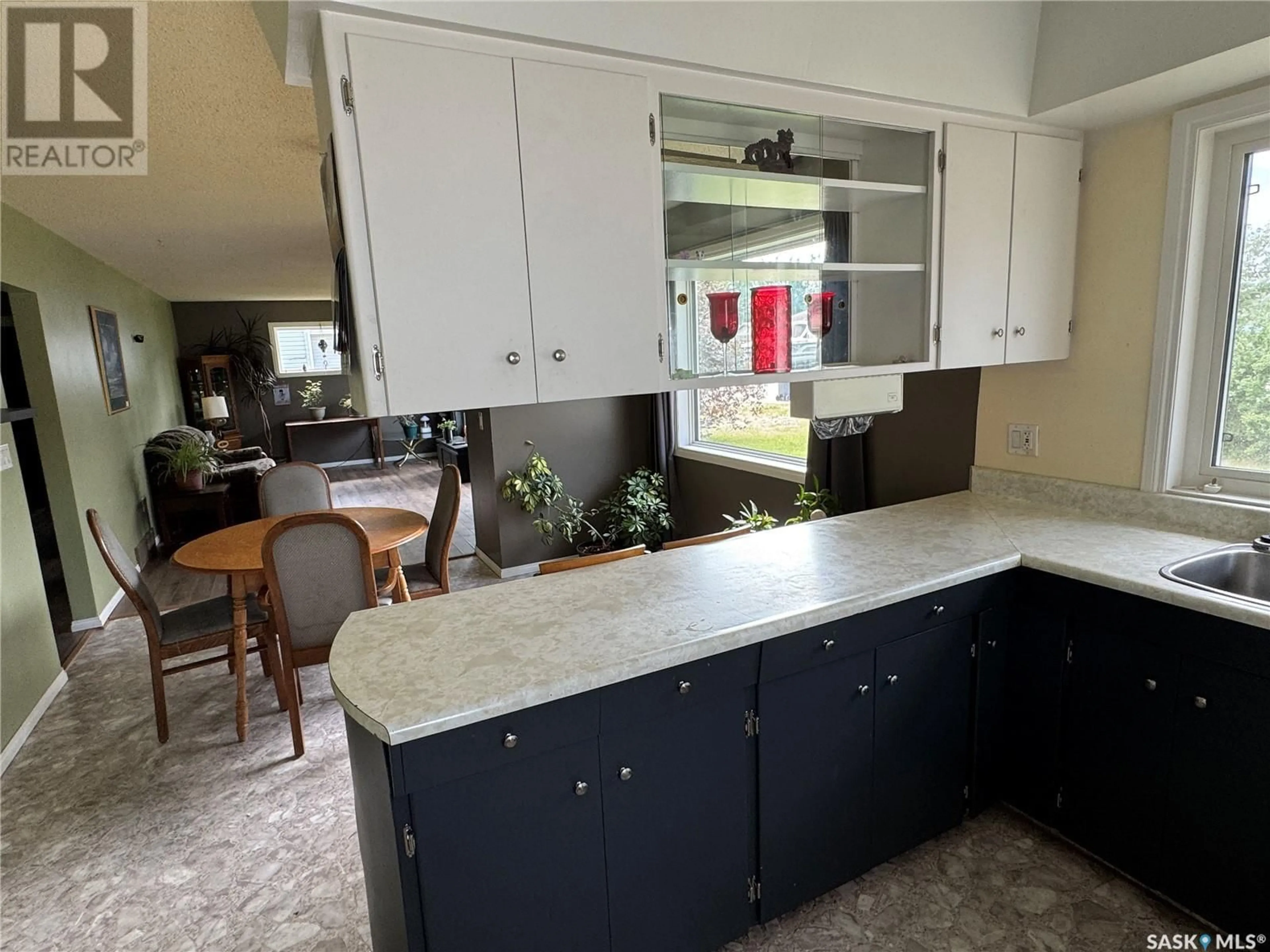 Open concept kitchen, unknown for 127 VENESSA DRIVE, Air Ronge Saskatchewan S0J3G0