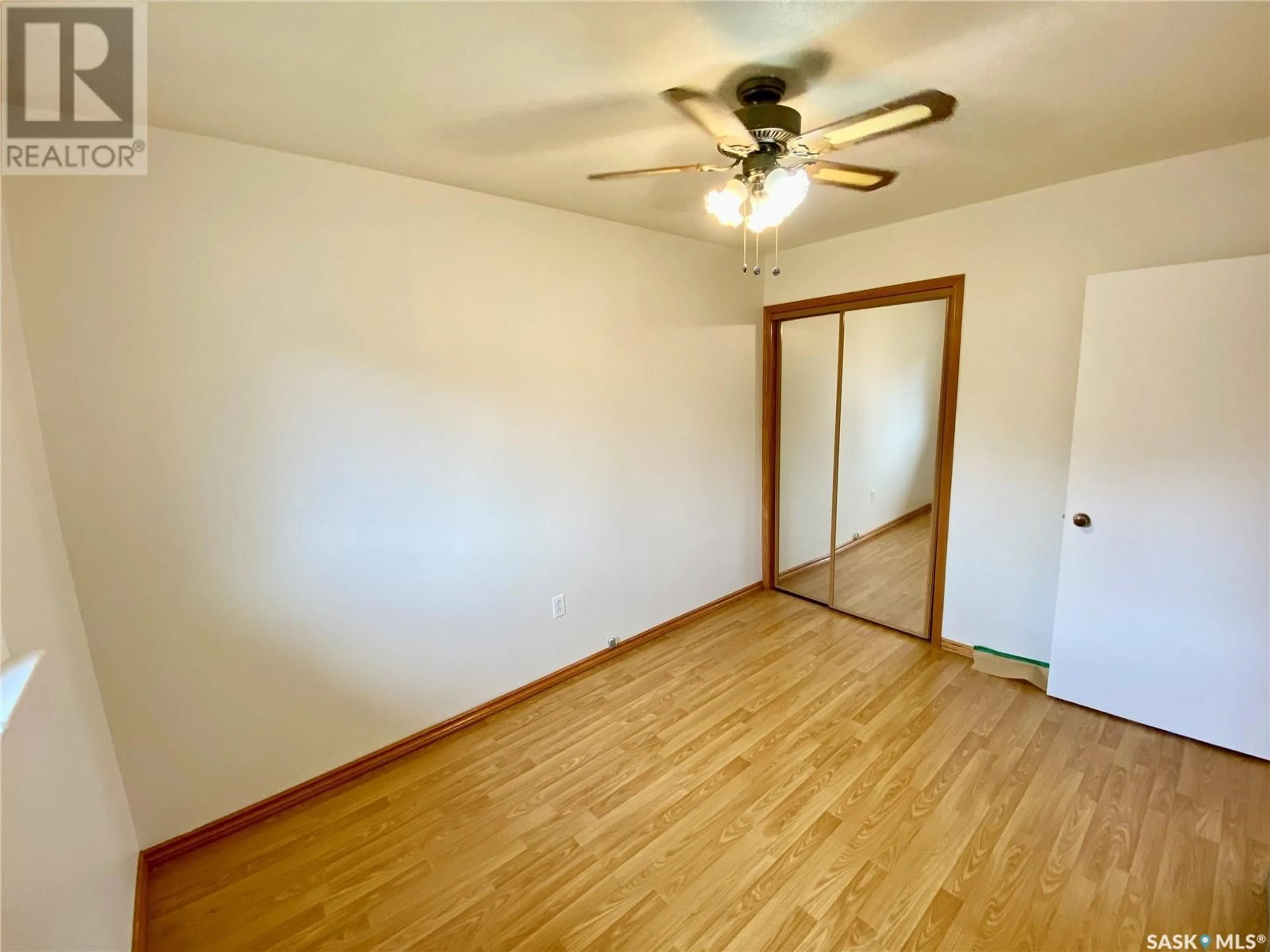 A pic of a room for 106 MAIN STREET, Midale Saskatchewan S0C1S0