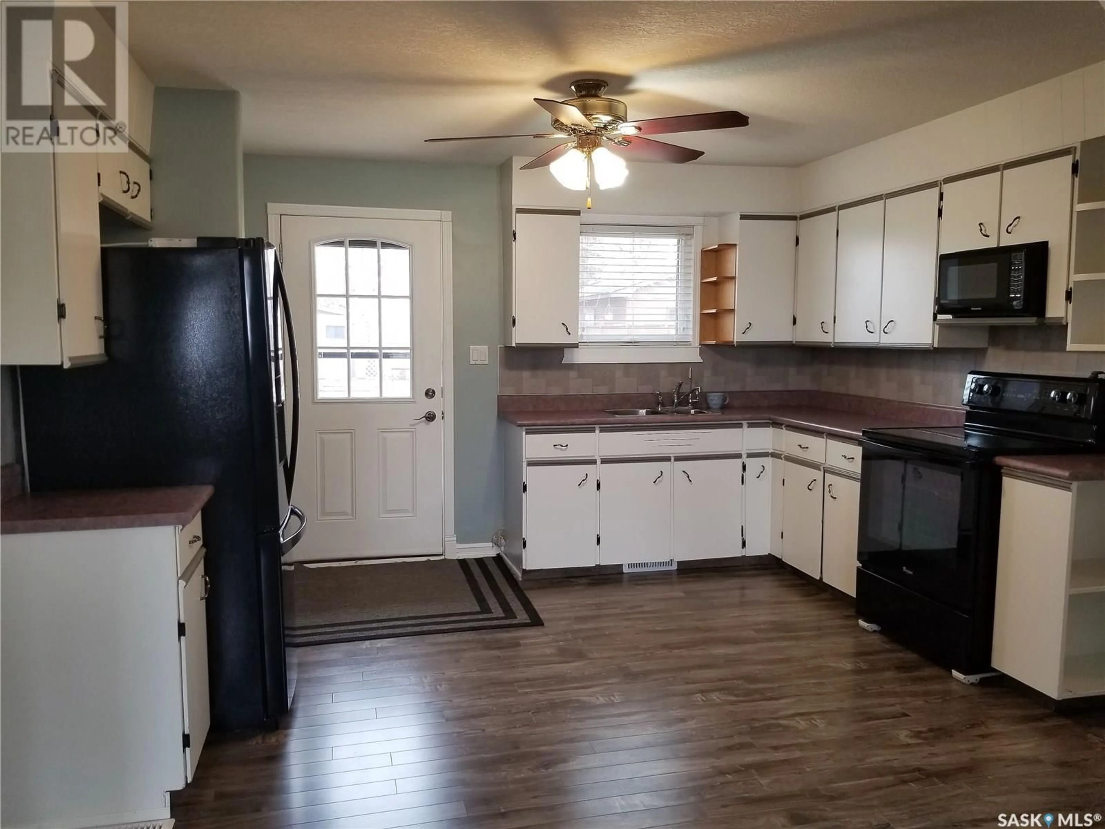 Open concept kitchen, unknown for 105 LILLIS AVENUE, Mclean Saskatchewan S0G3E0