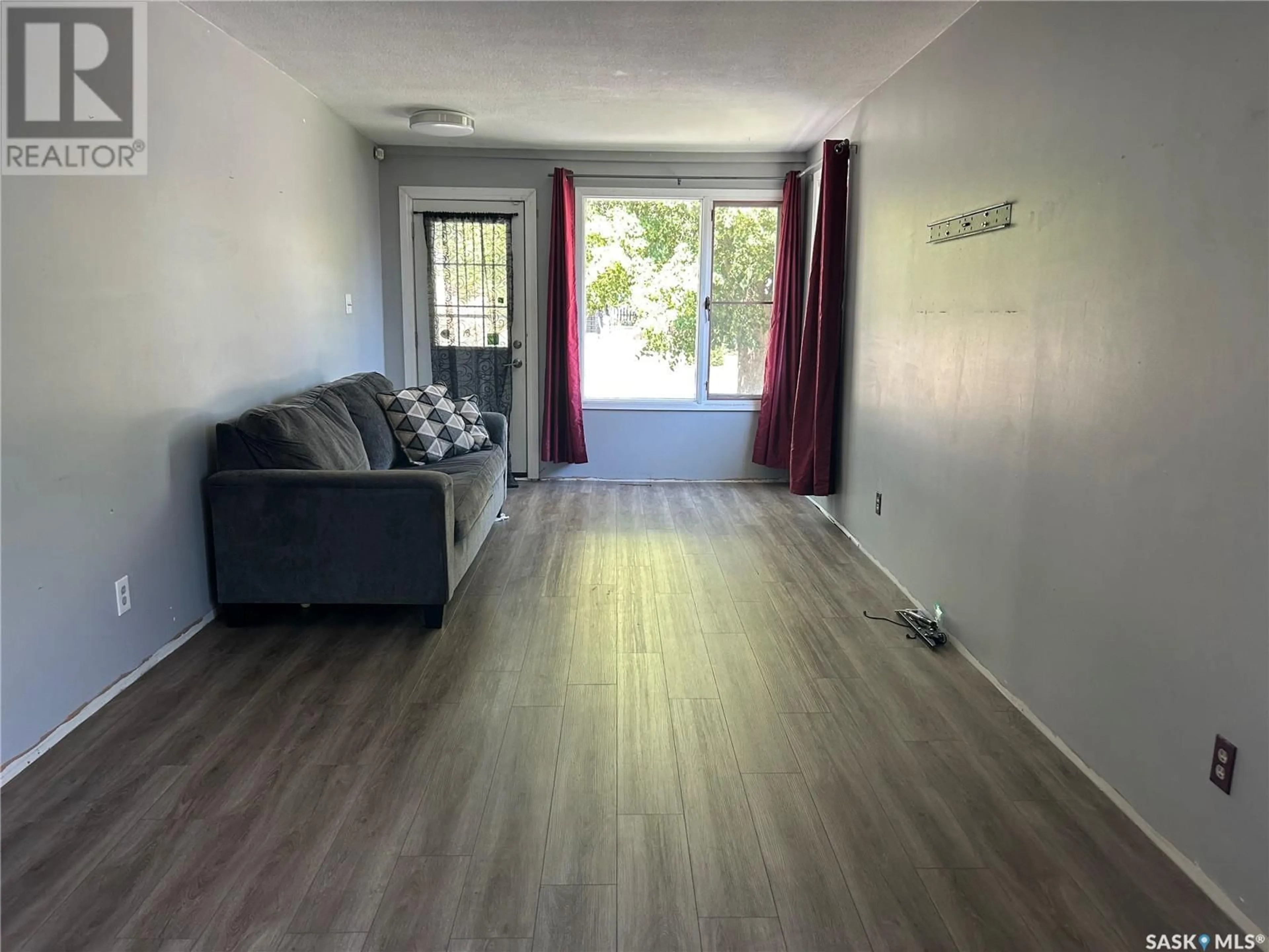 A pic of a room for 523 OMINICA STREET, Moose Jaw Saskatchewan S6H0H2