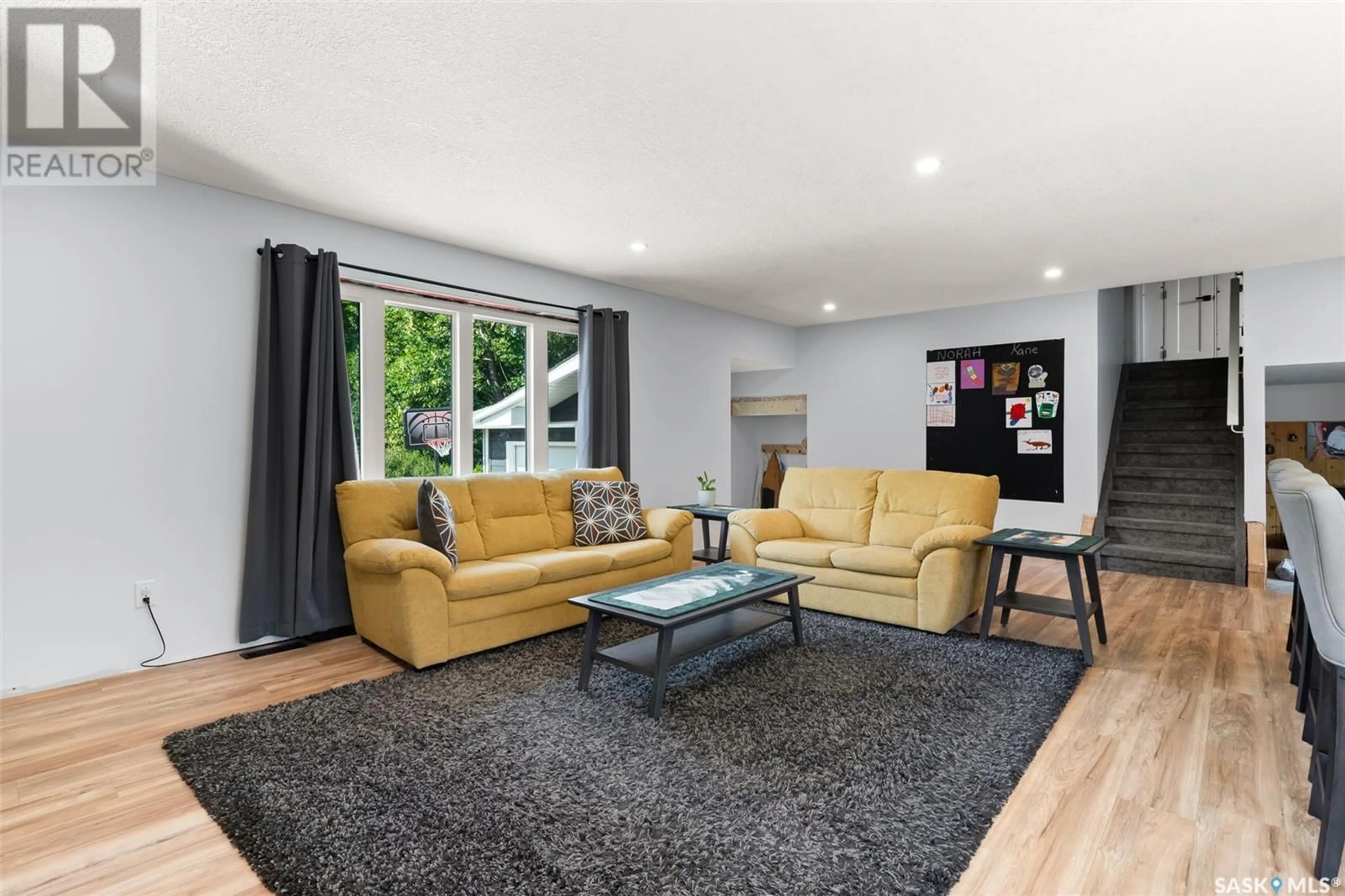 Living room with furniture, unknown for 208 HABKIRK DRIVE, Regina Saskatchewan S4S2X8