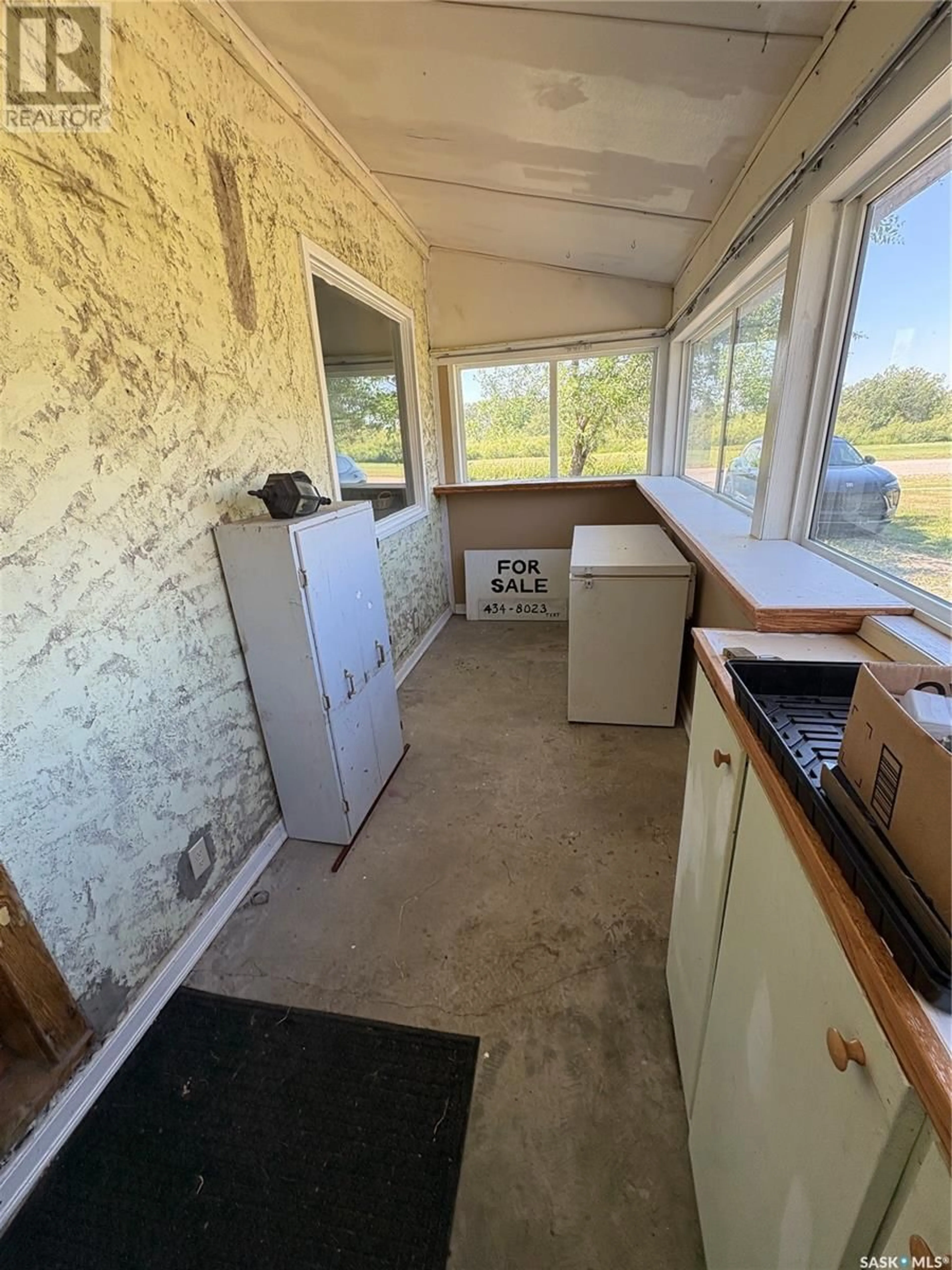 Unknown for 412 FIRST AVENUE, Spy Hill Saskatchewan S0A3W0