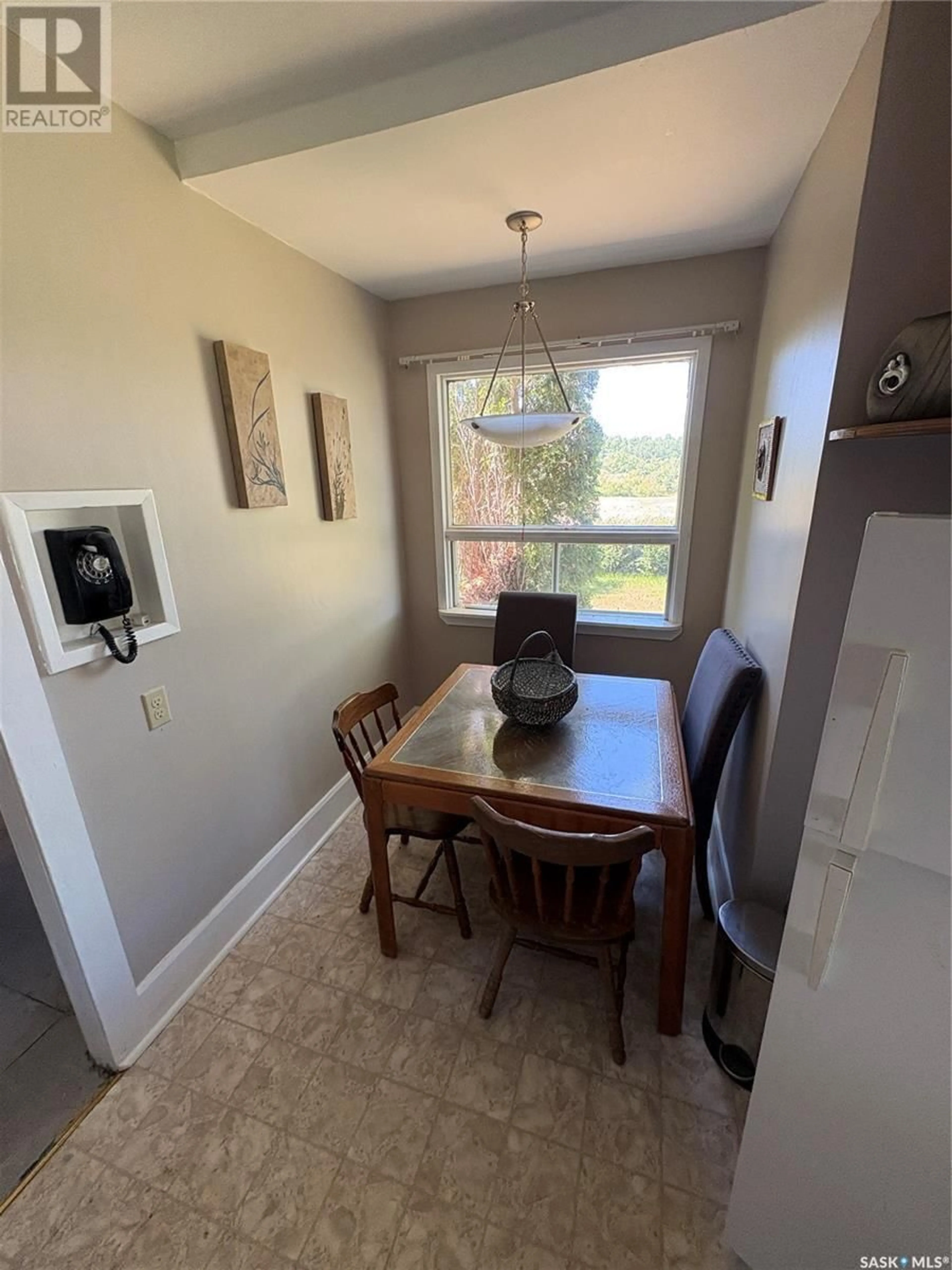 A pic of a room for 412 FIRST AVENUE, Spy Hill Saskatchewan S0A3W0