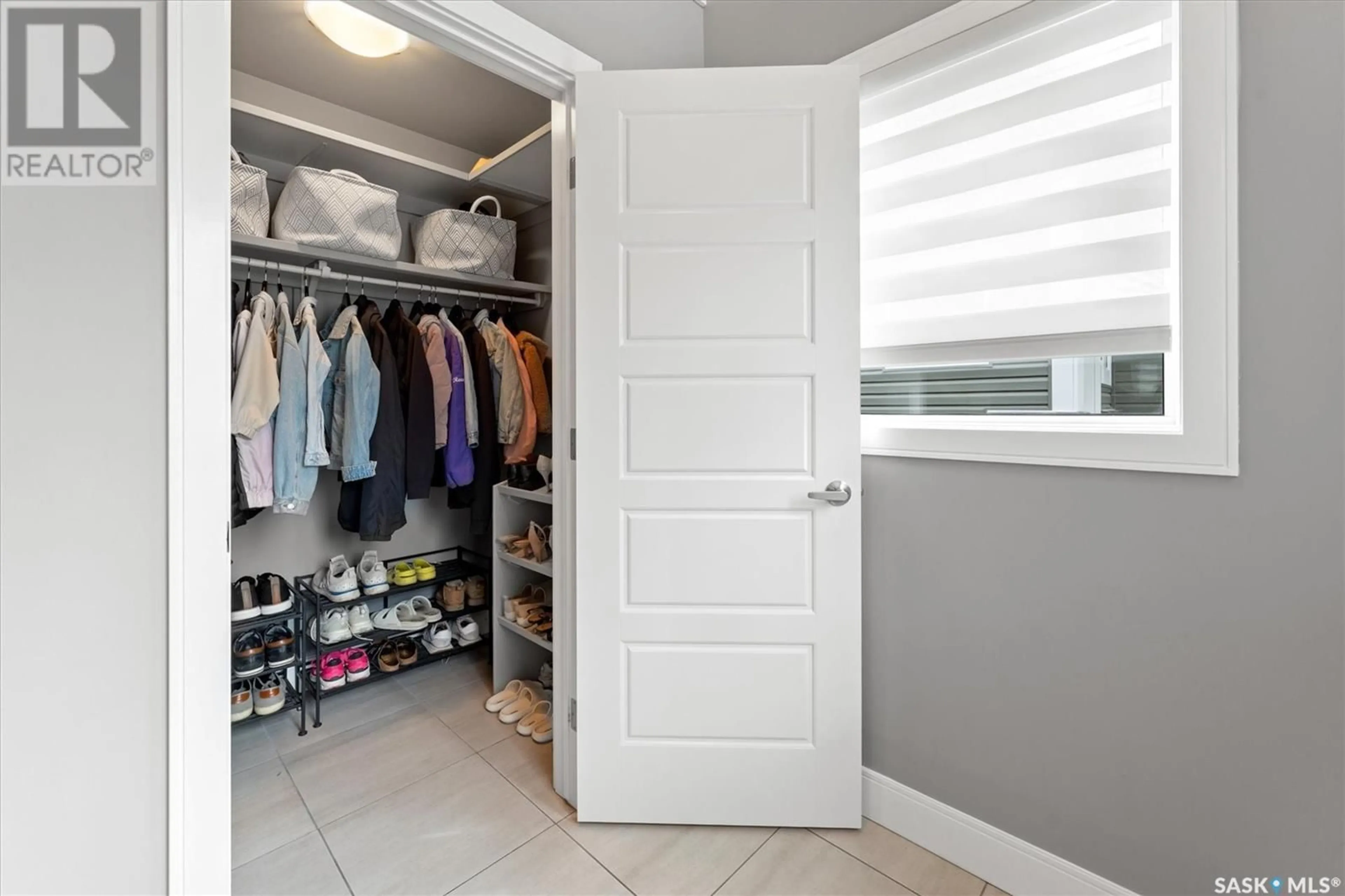 Storage room or clothes room or walk-in closet for 815 PRINGLE COVE, Saskatoon Saskatchewan S7T0V3