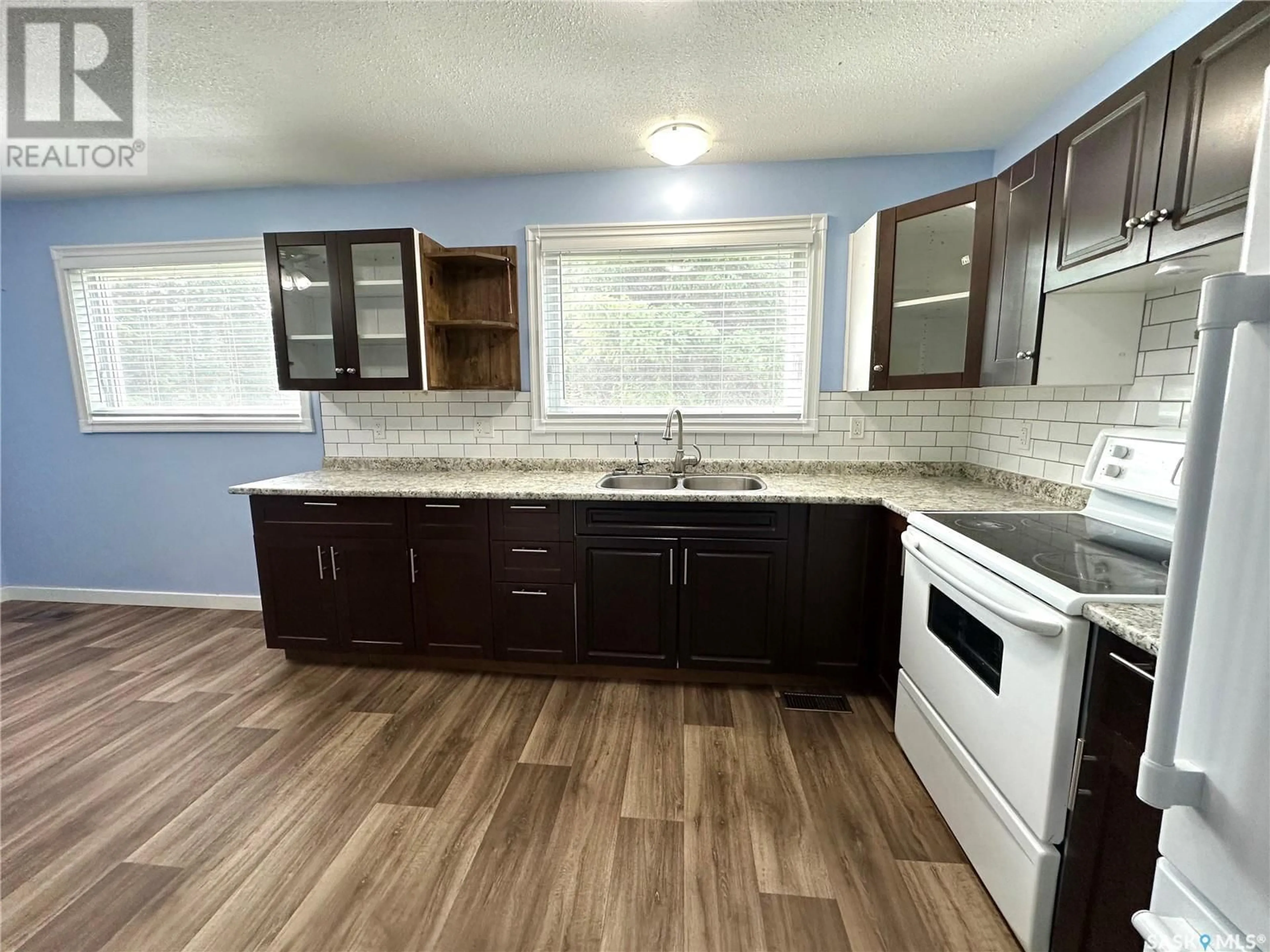 Standard kitchen, unknown for 101 1ST AVENUE, Medstead Saskatchewan S0M1W0