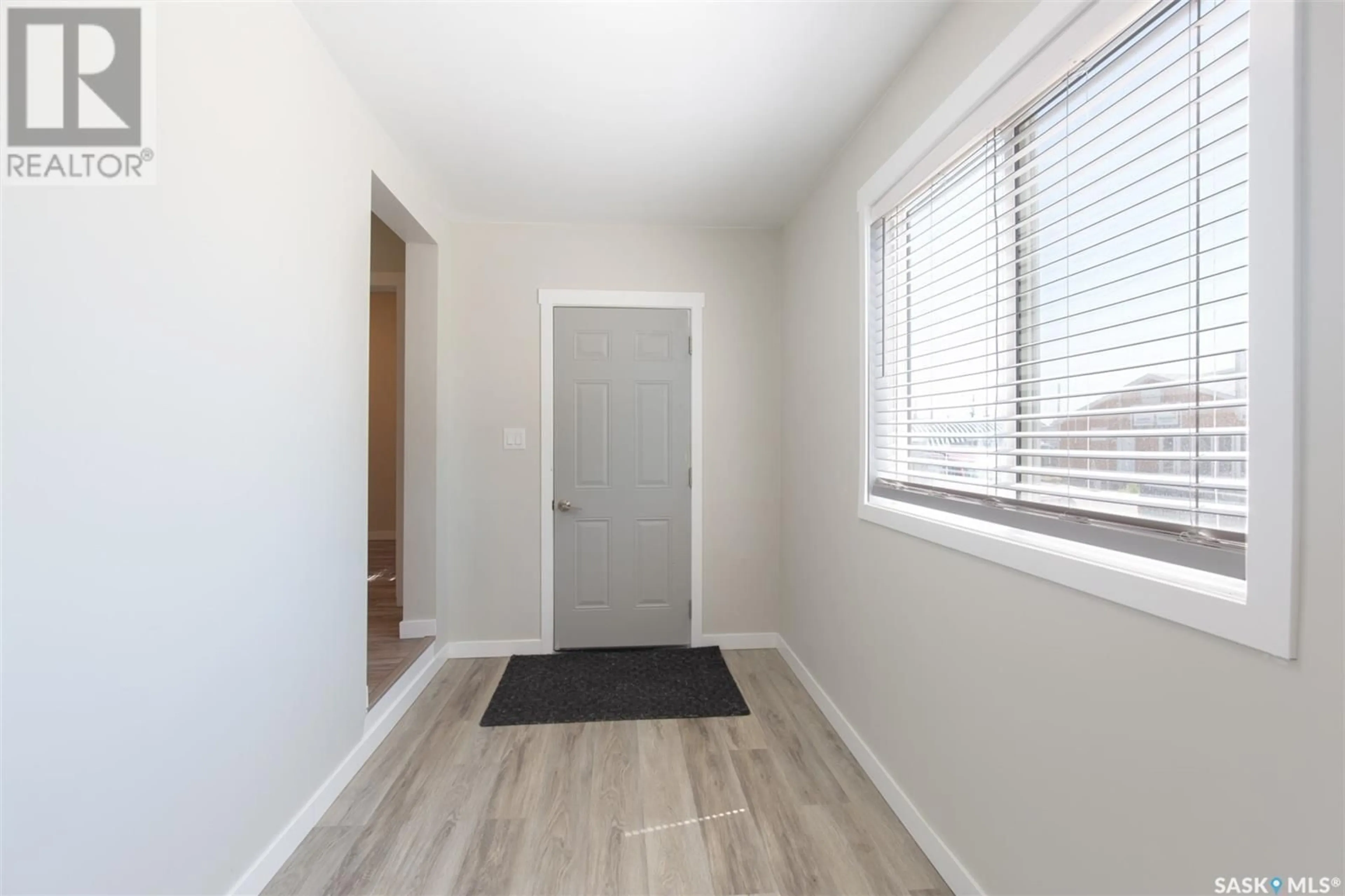 Unknown for 950 OMINICA STREET, Moose Jaw Saskatchewan S6H1X7