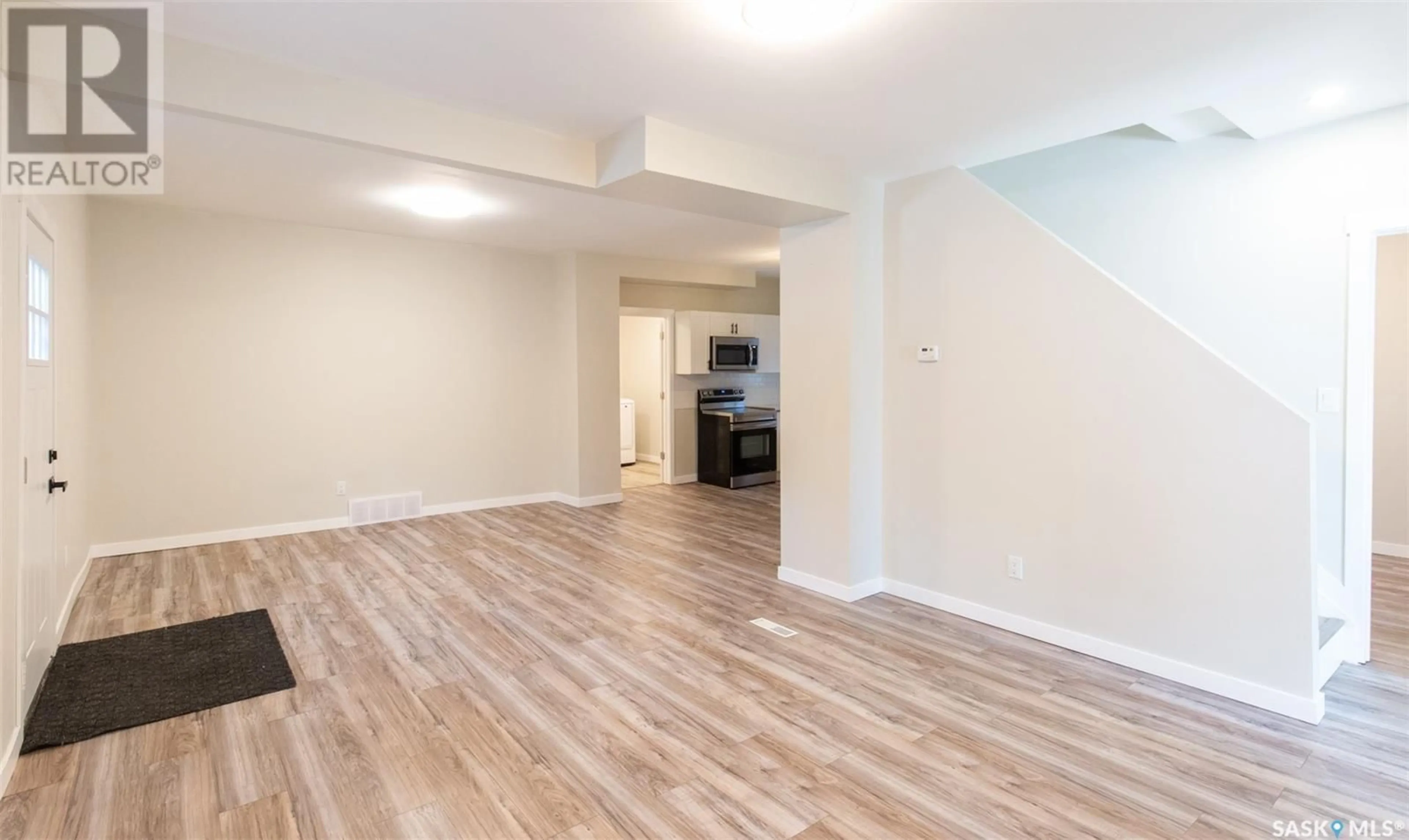 A pic of a room for 950 OMINICA STREET, Moose Jaw Saskatchewan S6H1X7