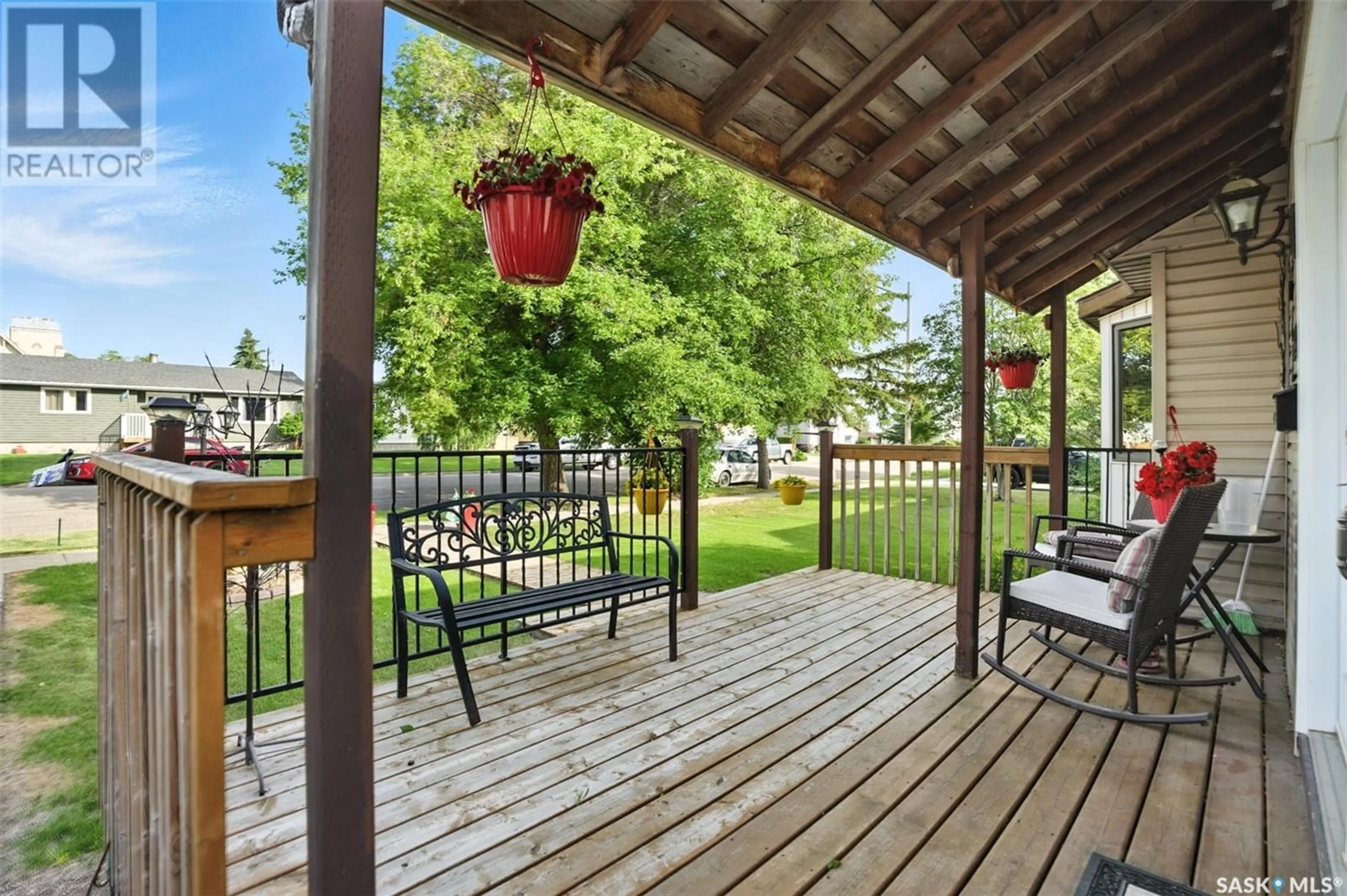 Patio, unknown for 624 GARDNER STREET, Bruno Saskatchewan S0K0S0