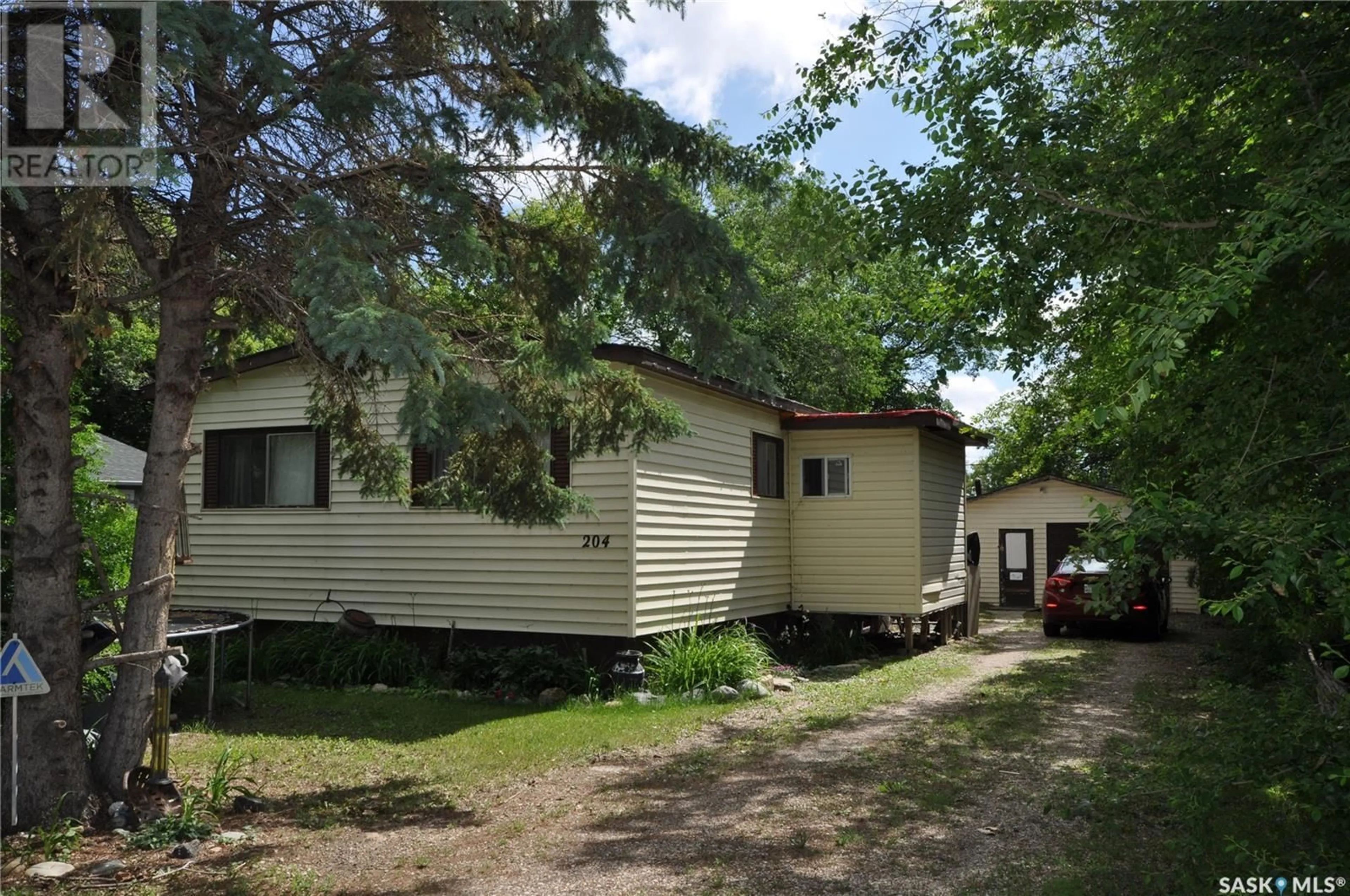 A pic from outside/outdoor area/front of a property/back of a property/a pic from drone, street for 204 JURA STREET, Colonsay Saskatchewan S0K0Z0