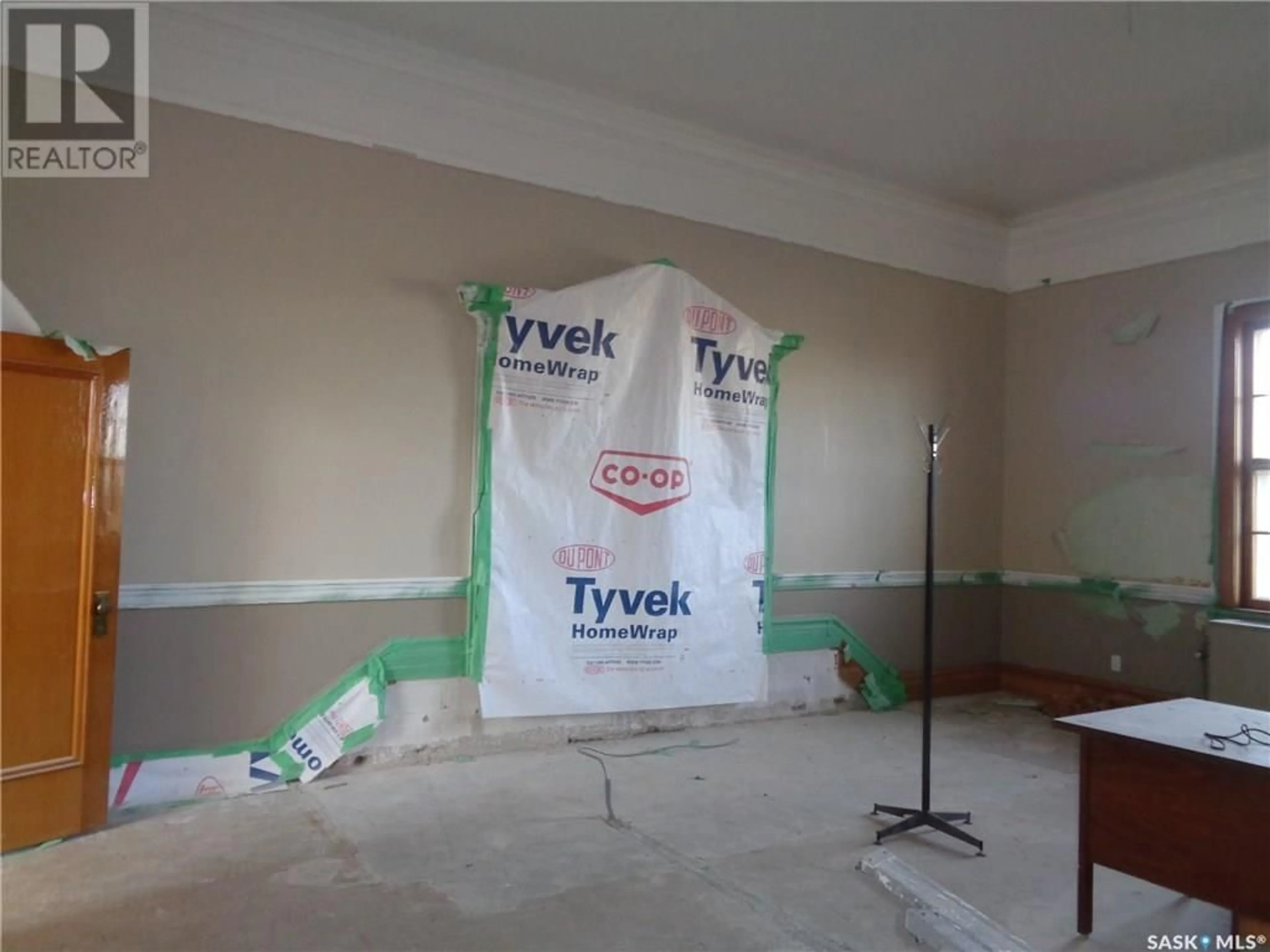 A pic of a room for 3 700 CENTRE STREET, Assiniboia Saskatchewan S0H0B0