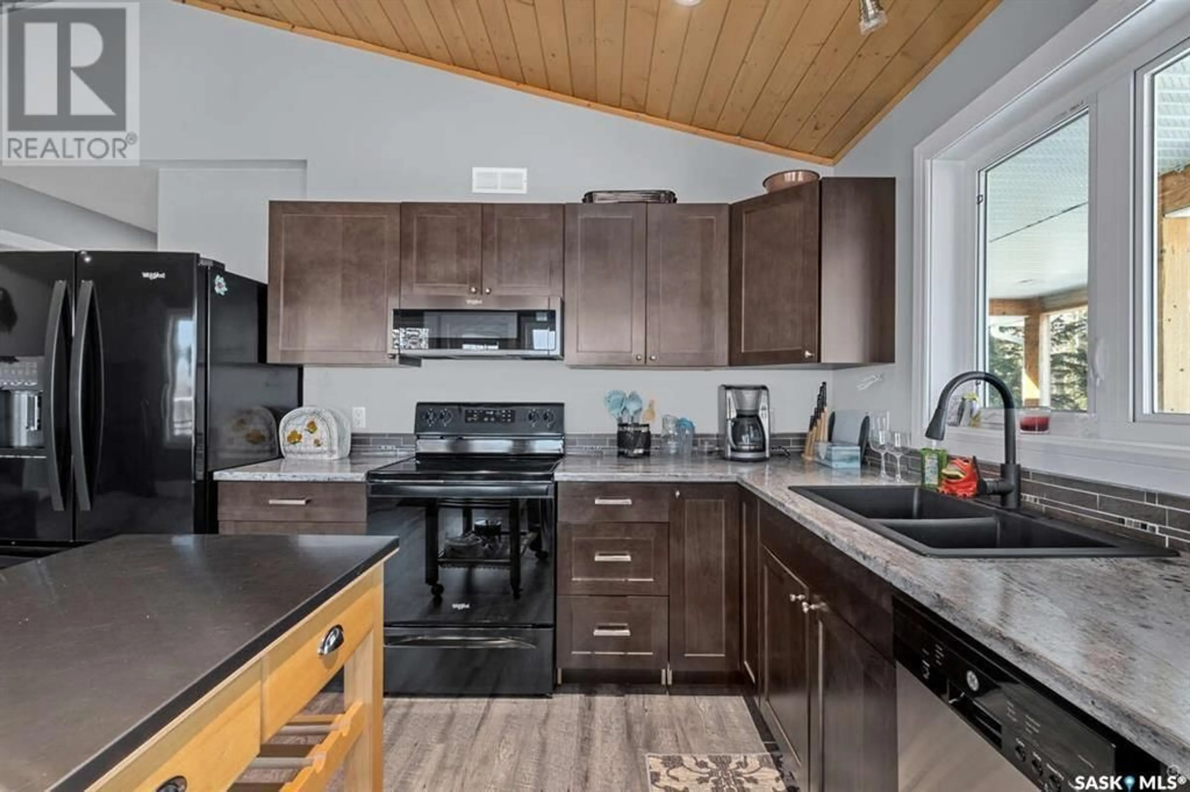 Open concept kitchen, unknown for 4 PANTHER PARKWAY, Candle Lake Saskatchewan S0J3E0