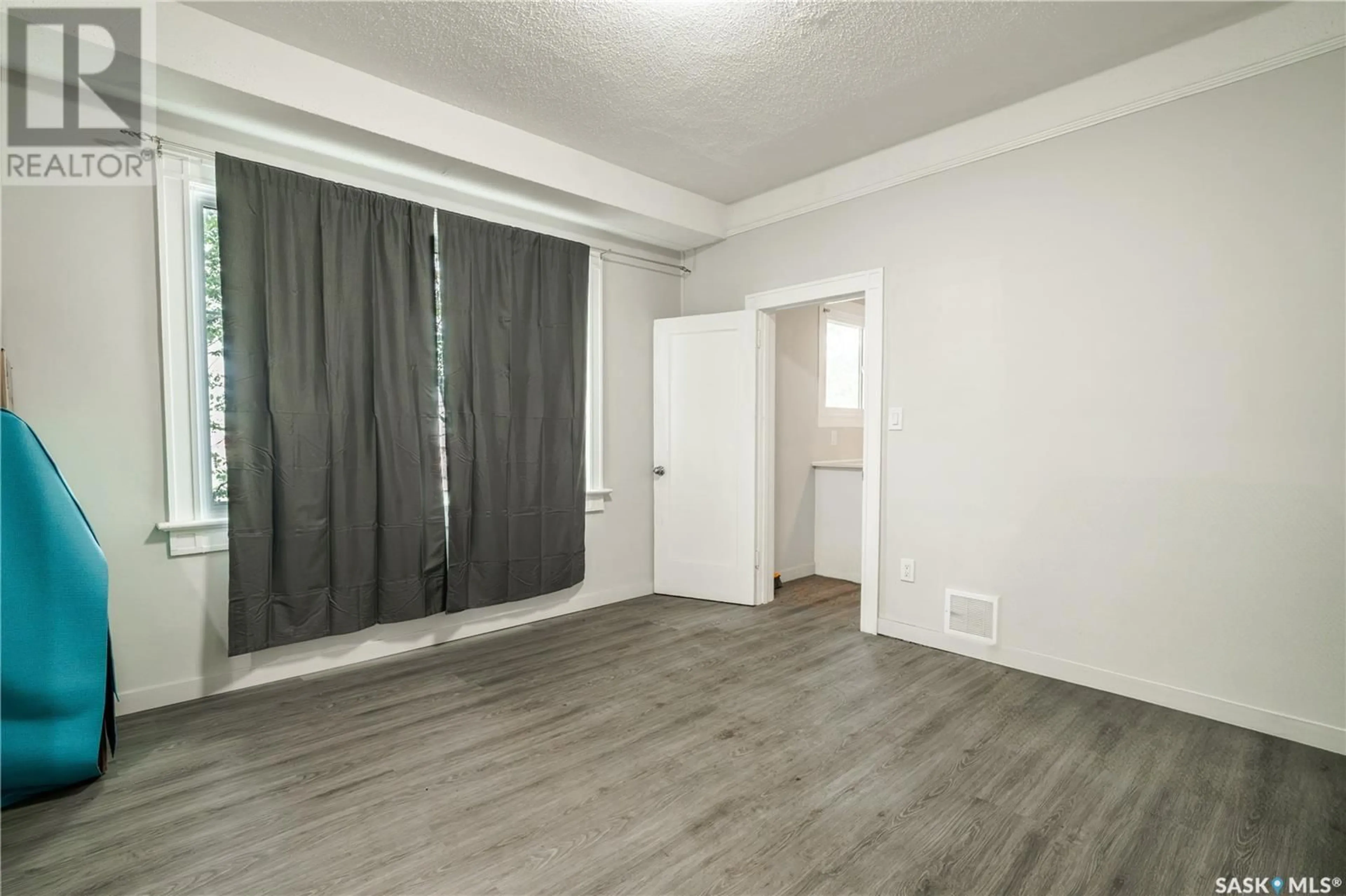 A pic of a room for 101 28TH STREET, Saskatoon Saskatchewan S7L0K1