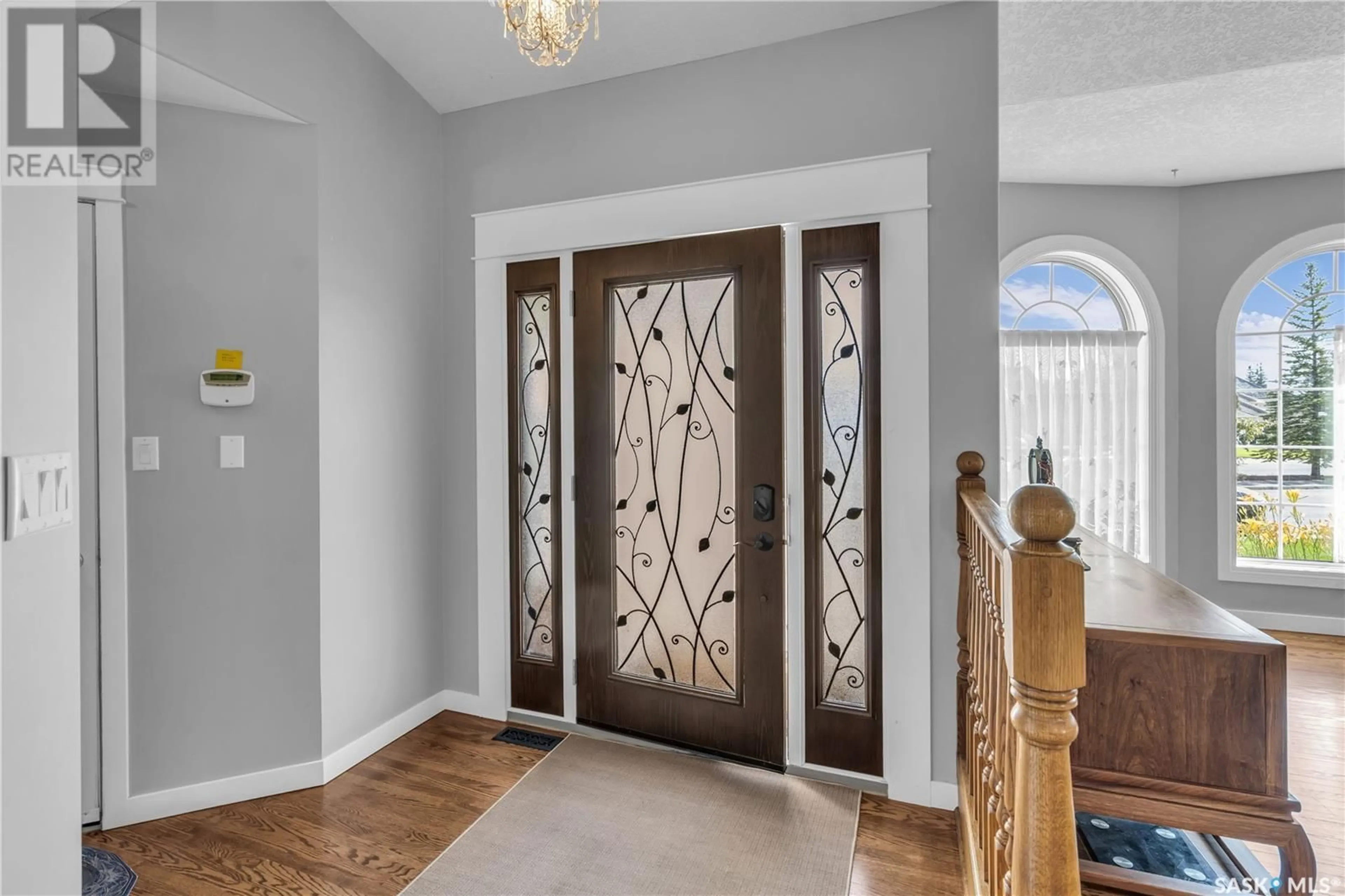 Indoor entryway for 636 BRAESIDE VIEW, Saskatoon Saskatchewan S7V1A7