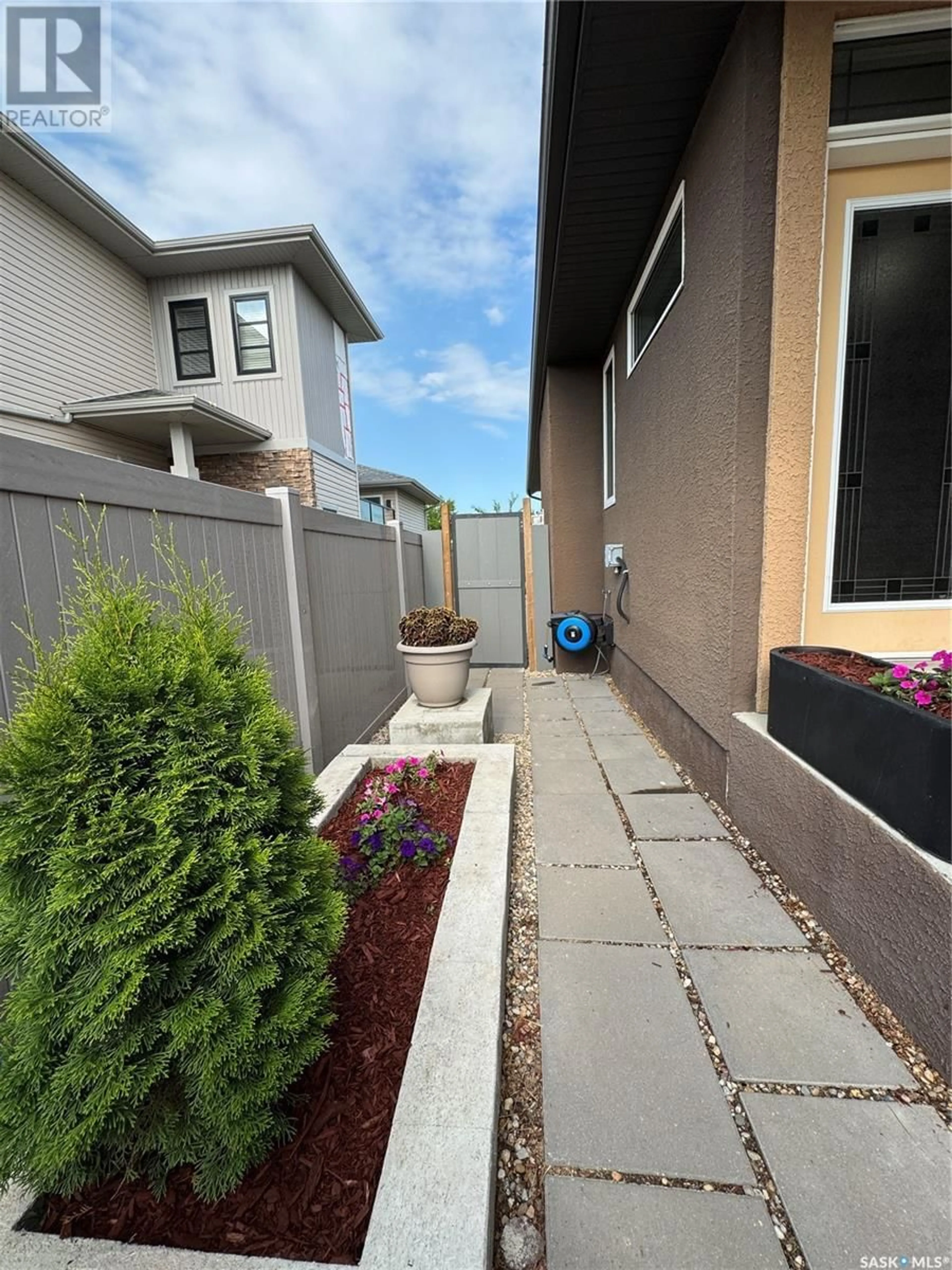 Patio, street for 4338 SKINNER PLACE, Regina Saskatchewan S4W0A5
