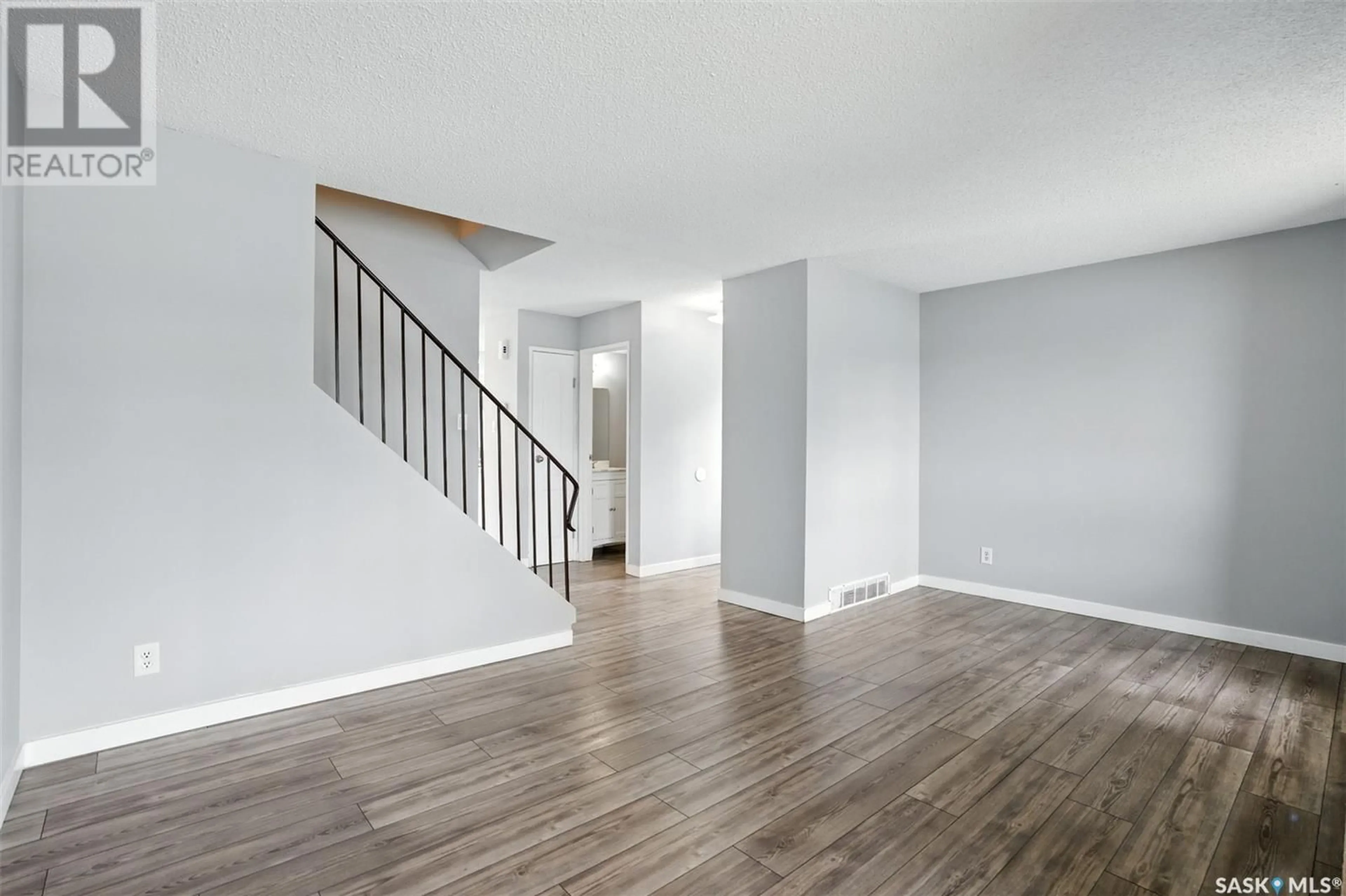 Unknown for 3921 TAYLOR STREET, Saskatoon Saskatchewan S7H5H5