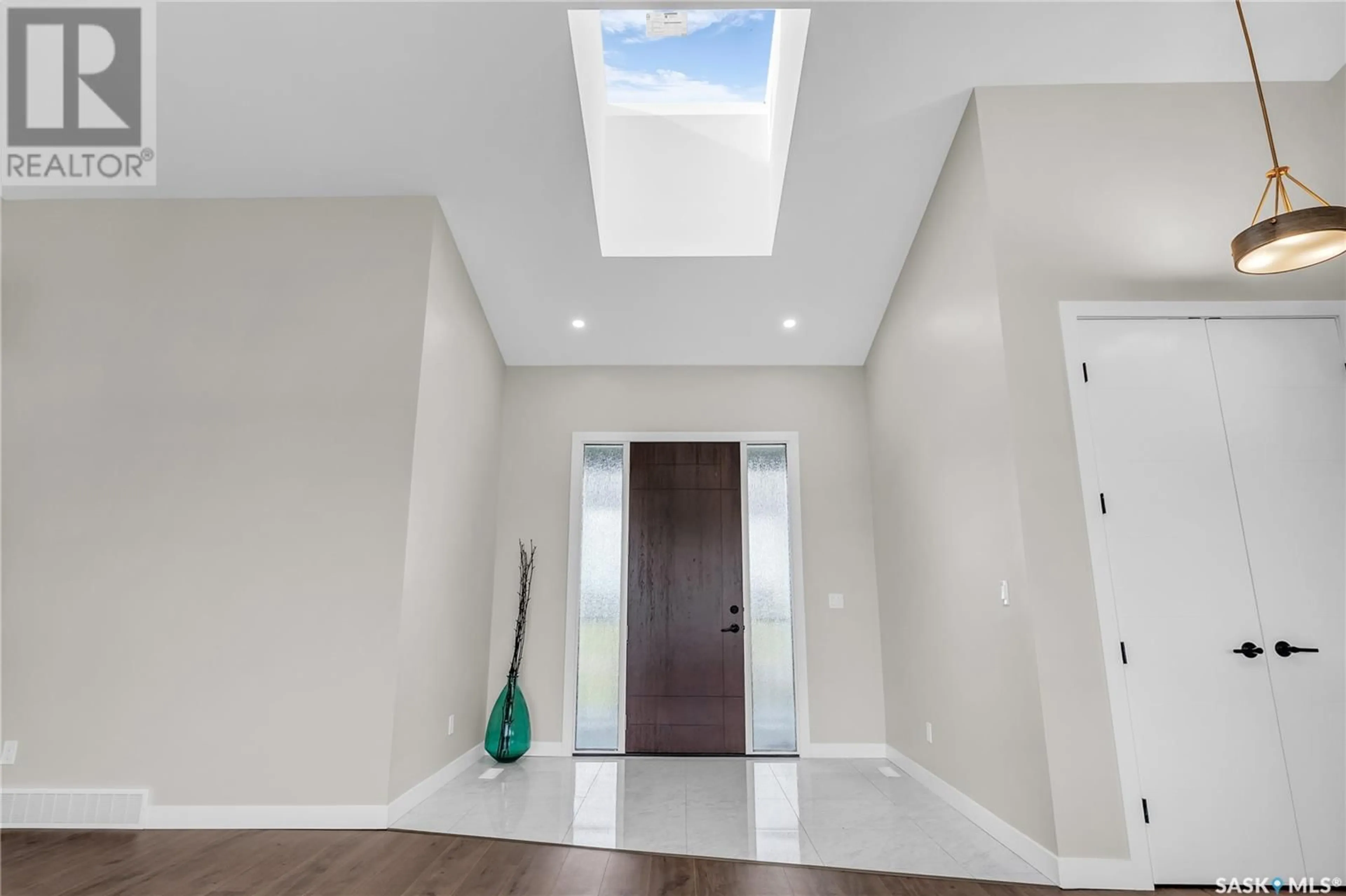 Indoor entryway for 616 EDGEMONT STREET, Corman Park Rm No. 344 Saskatchewan S7J2B9