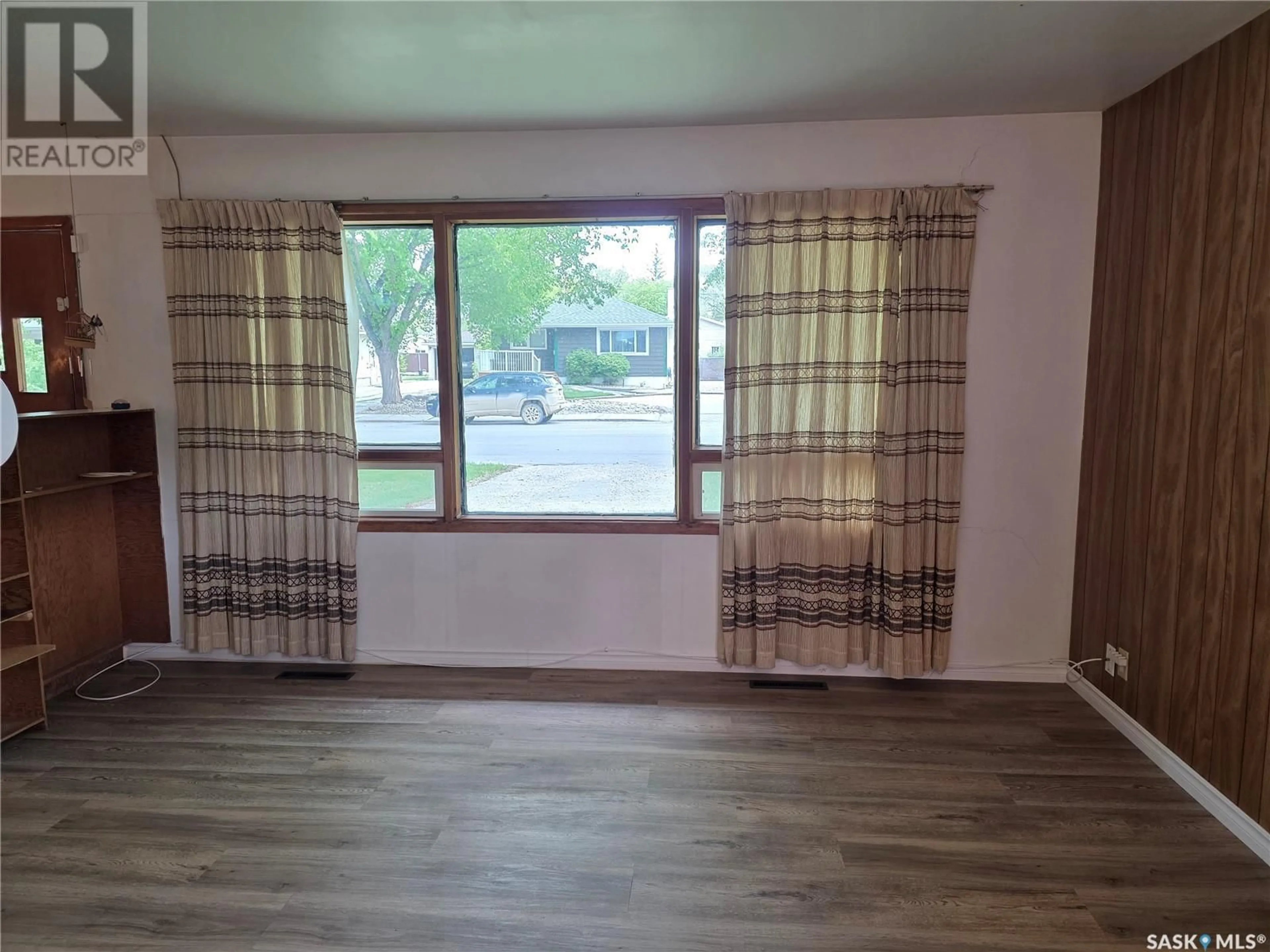 A pic of a room for 120 RAE STREET, Regina Saskatchewan S4R3L6