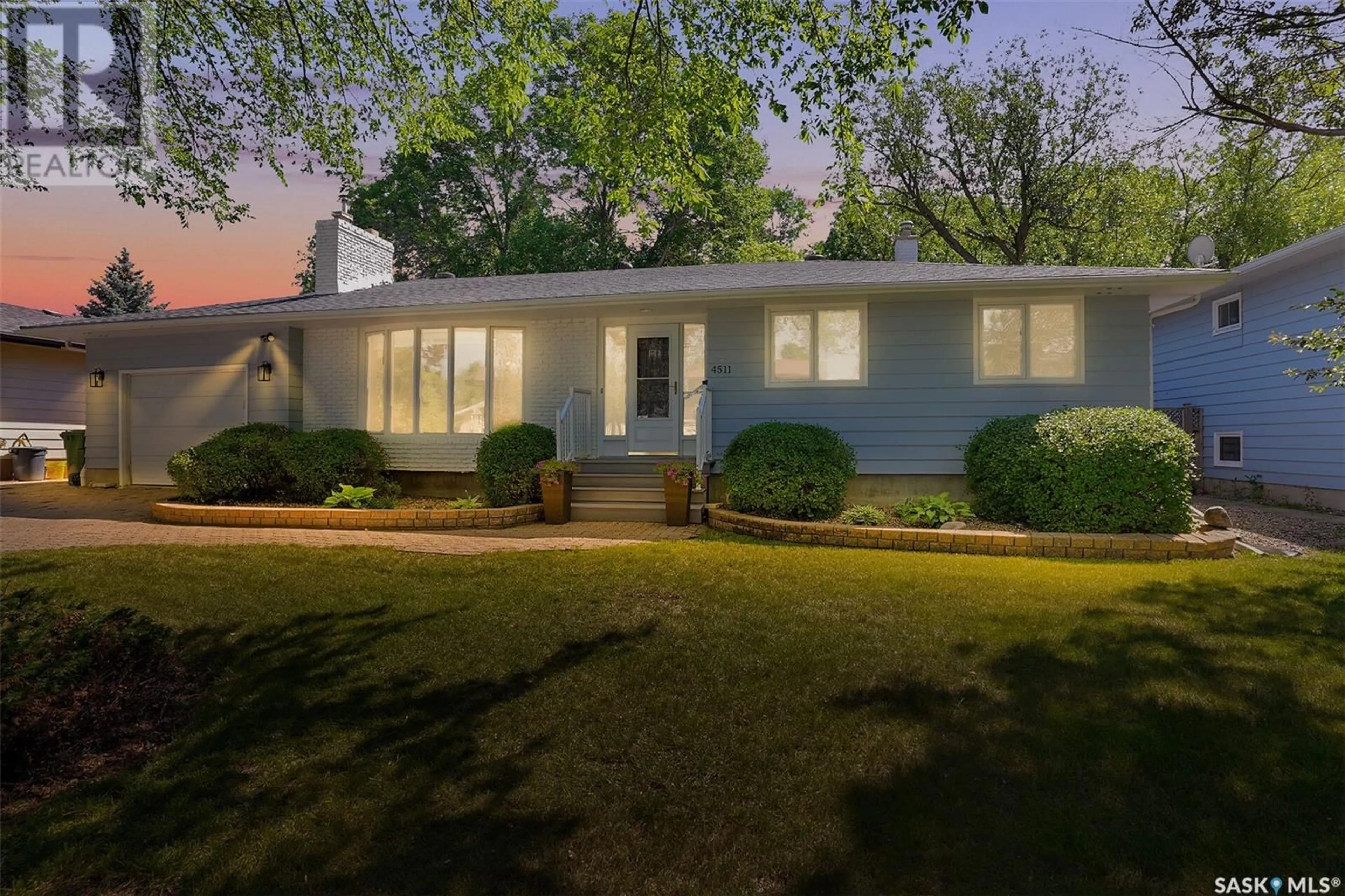 Home with vinyl exterior material, street for 4511 ARGYLE STREET, Regina Saskatchewan S4S3M3