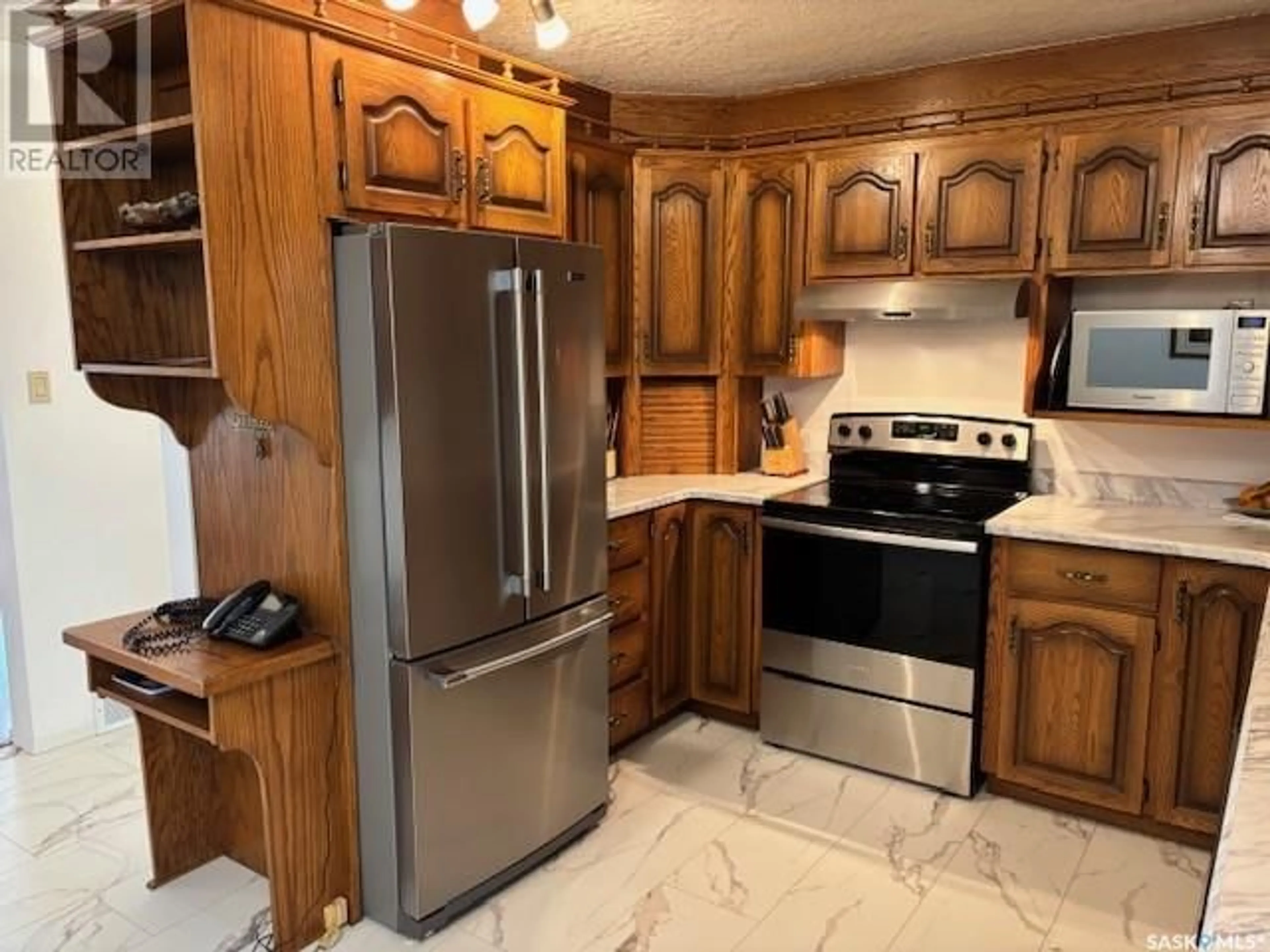 Standard kitchen, unknown for 340 CANORA AVENUE, Canora Saskatchewan S0A0L0
