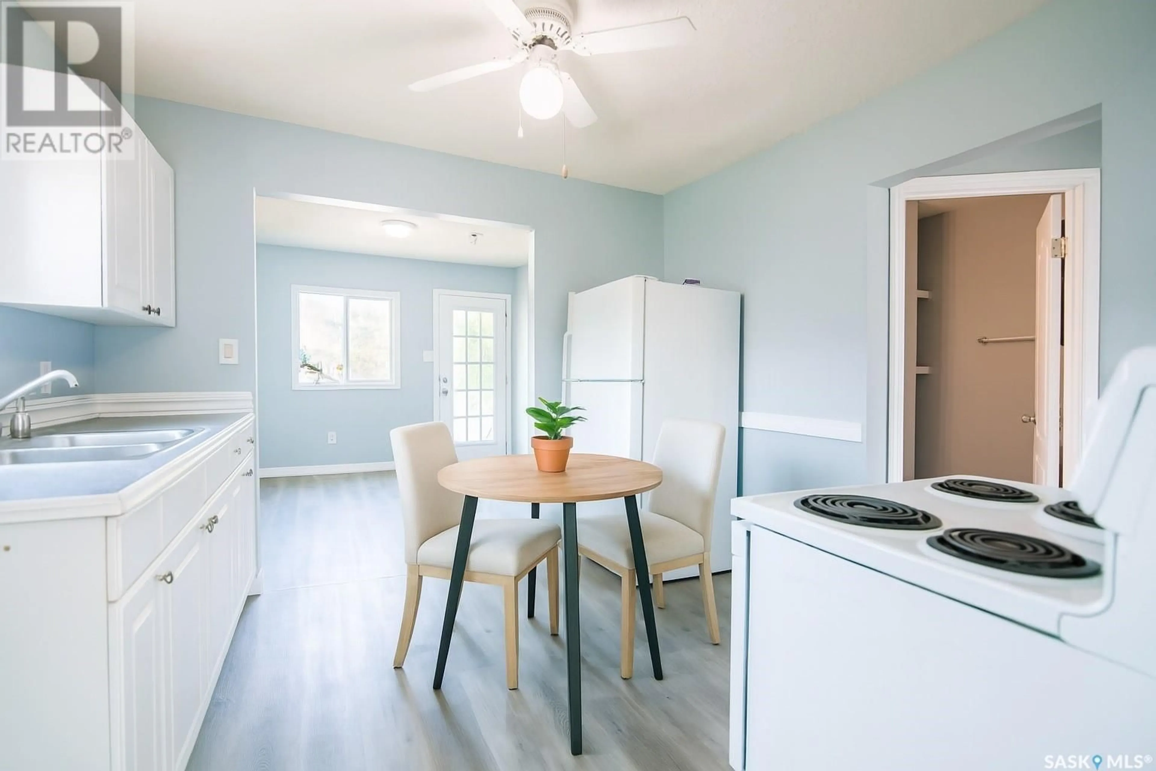 Open concept kitchen, unknown for 421 ALEXANDRA STREET, Regina Saskatchewan S4R4W6