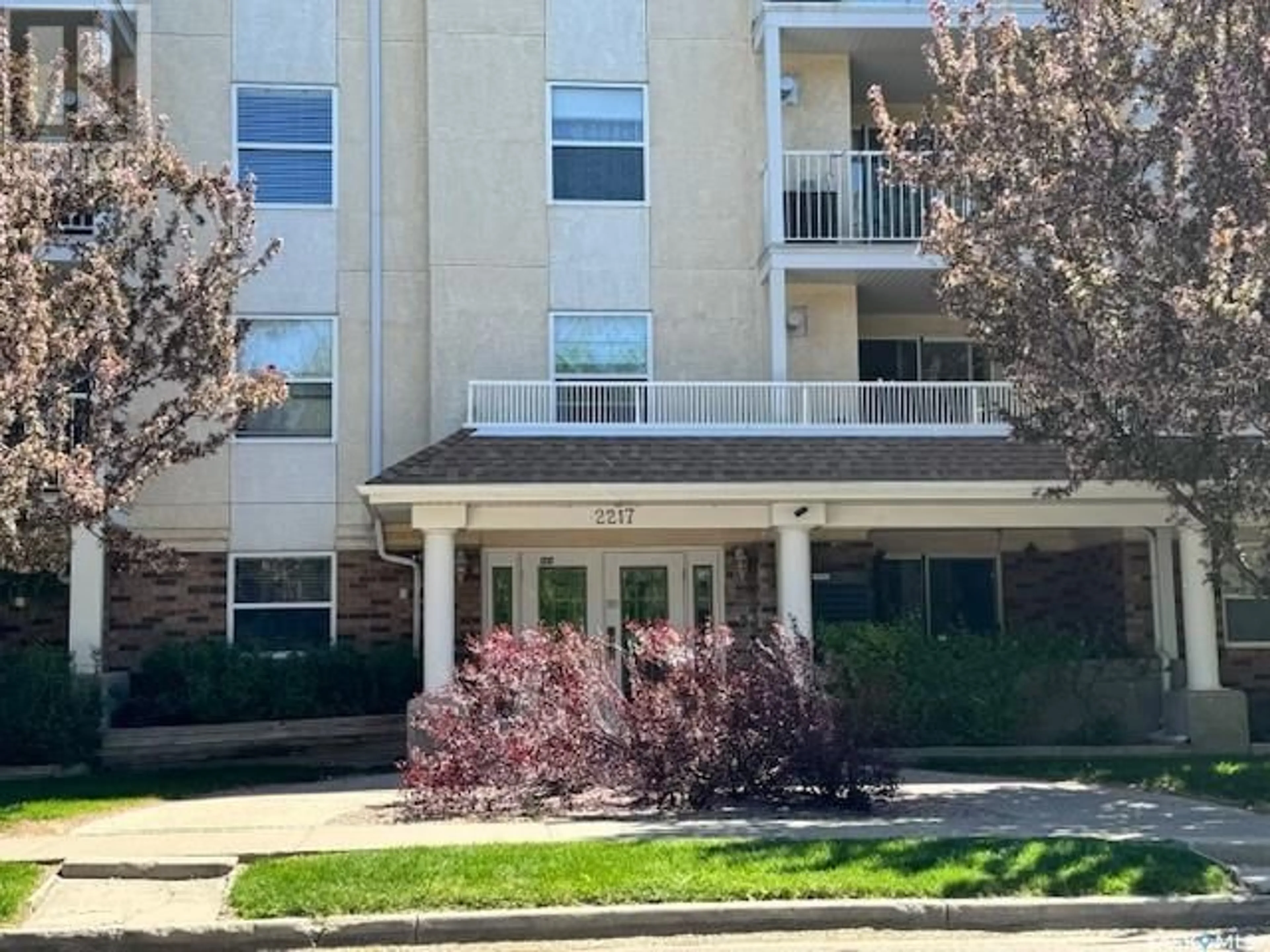 Unknown for 304 - 2217 ANGUS STREET, Regina Saskatchewan S4T2A3